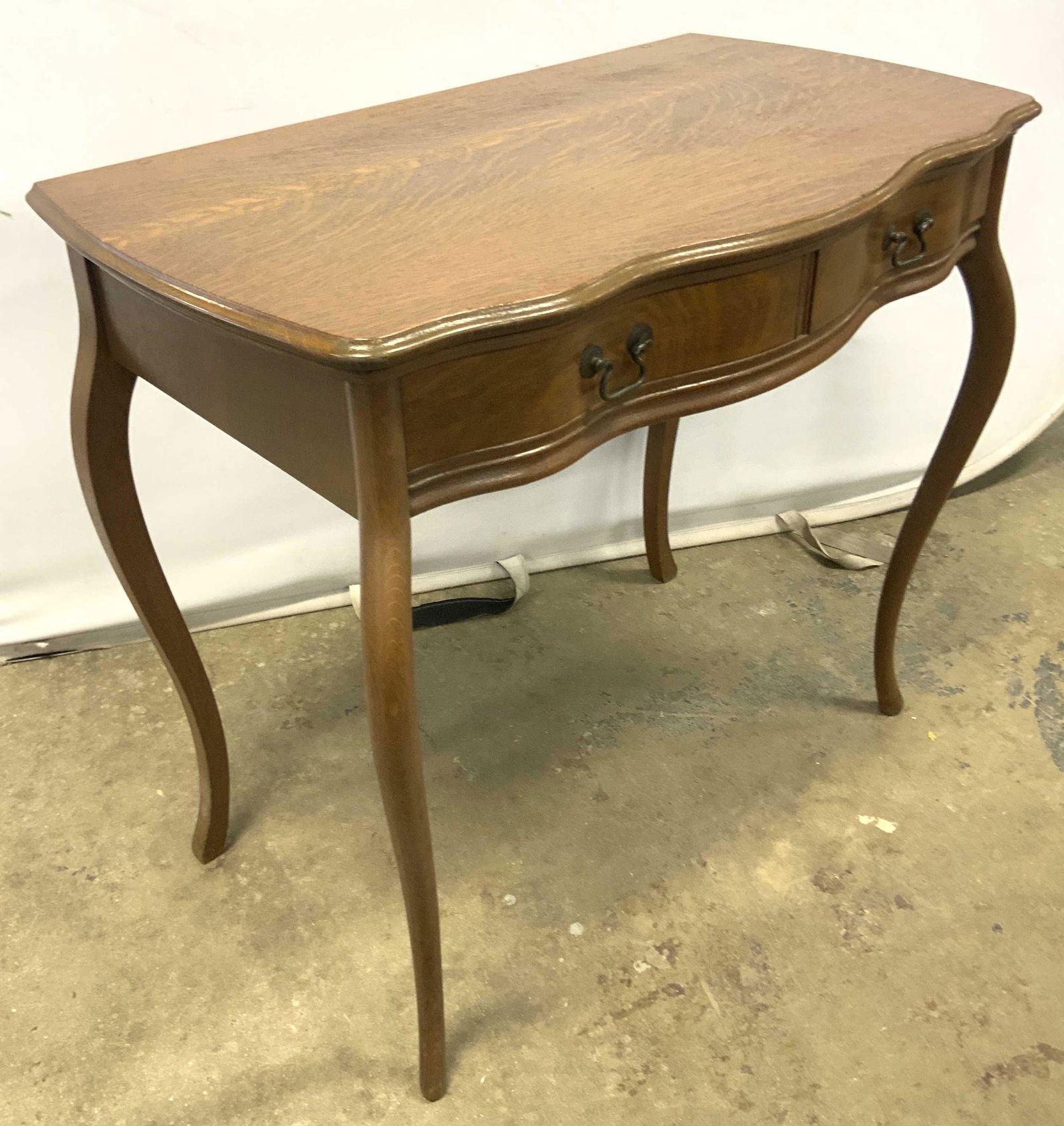 PAINE FURNITURE COMPANY Vintage Side Table (1 of 14)