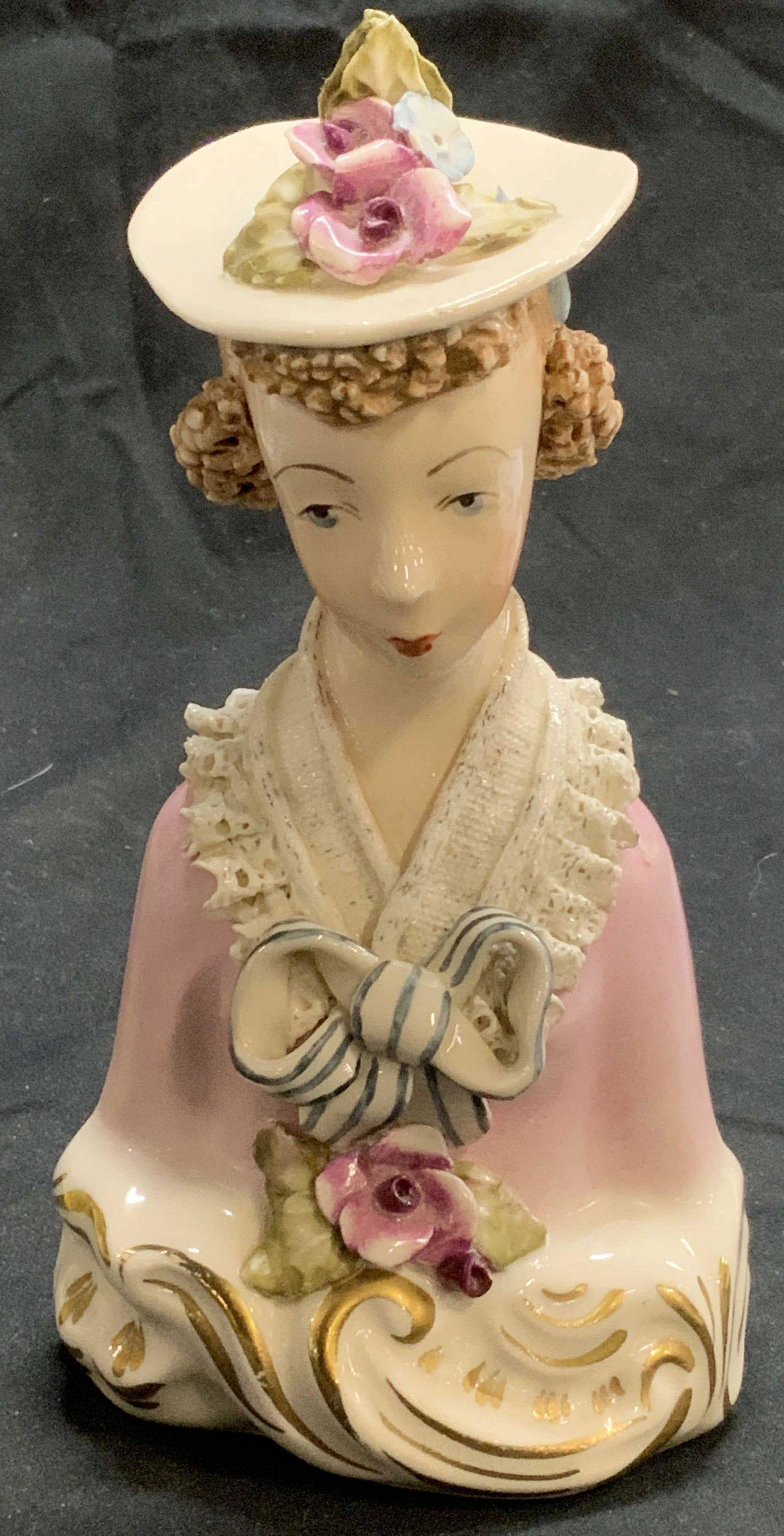 CORDEY Ceramic Bust Of A Woman (1 of 6)