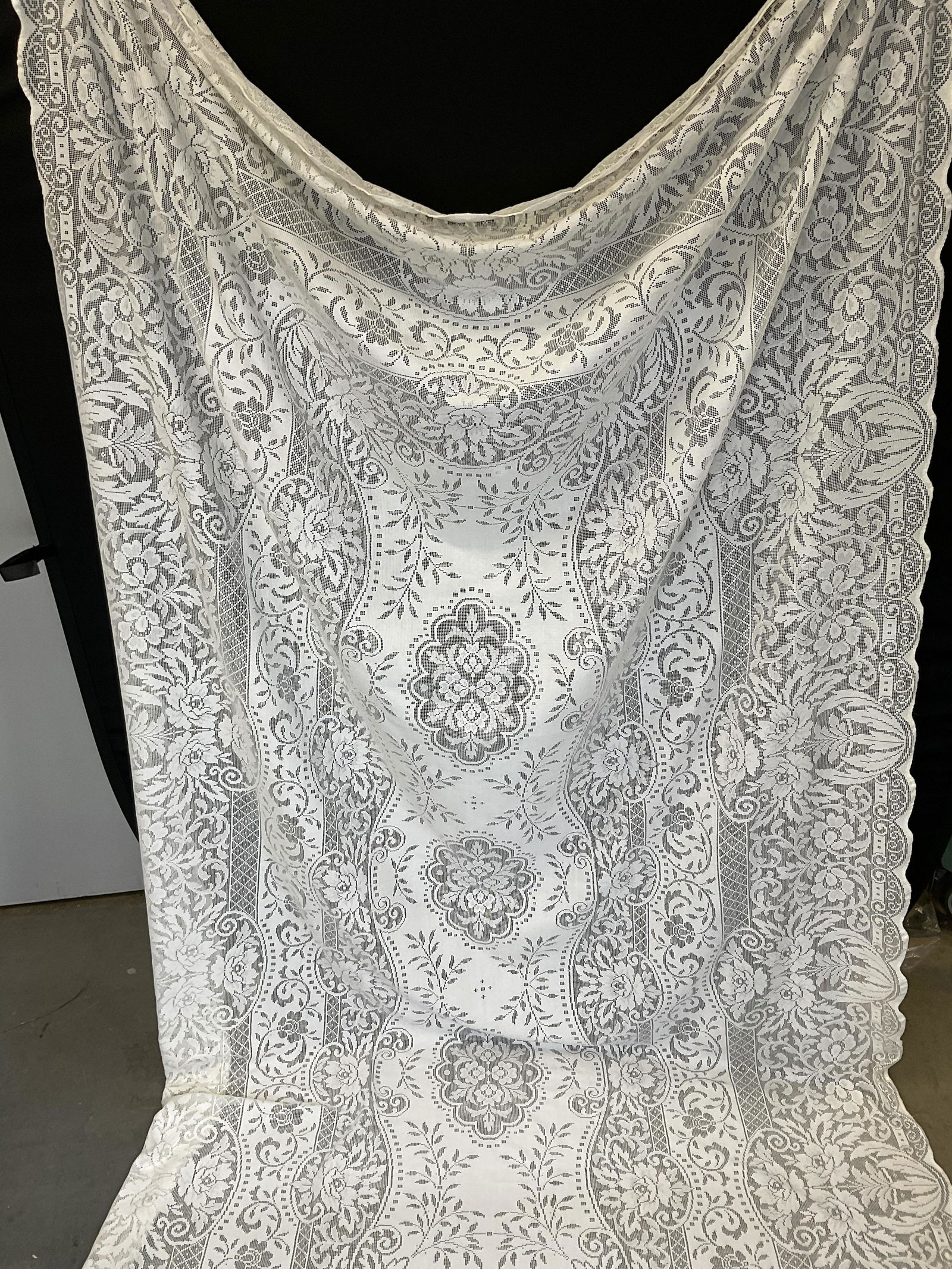 White Floral Lace Tabletop Linen (1 of 7)