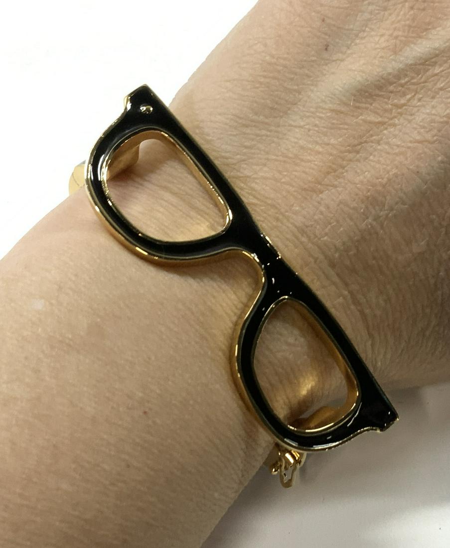 Kate Spade Enamel/Gold Tn Eyeglass Bracelet (1 of 7)