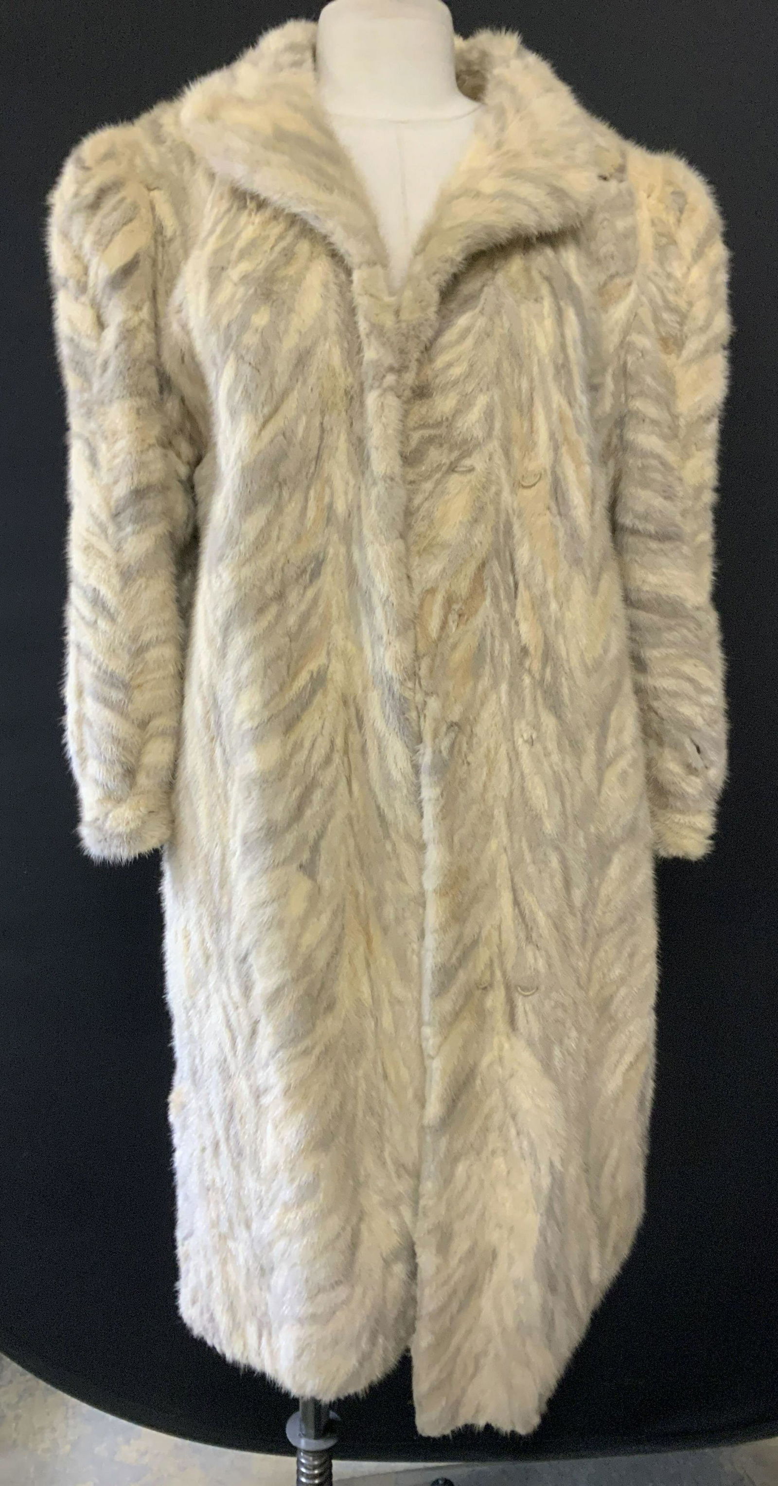 Vintage Custom Made Dyed Mink Coat (1 of 10)