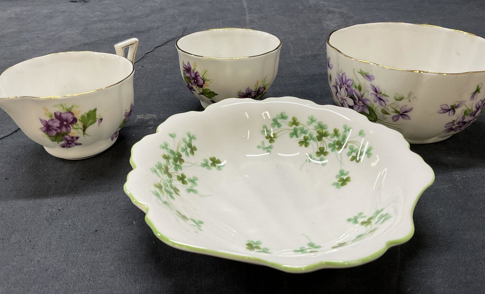 Lot 4 Floral Table Top Porcelain Bone China: Lot 4 Floral Table Top Porcelain Bone China. Largest piece measures approx 5 x 1. Labeled to obverse, Salisbury ENG, Royal Albert ENG, AYNSLEY ENG (see photos). 3 of 4 pieces have guilt detail to edge