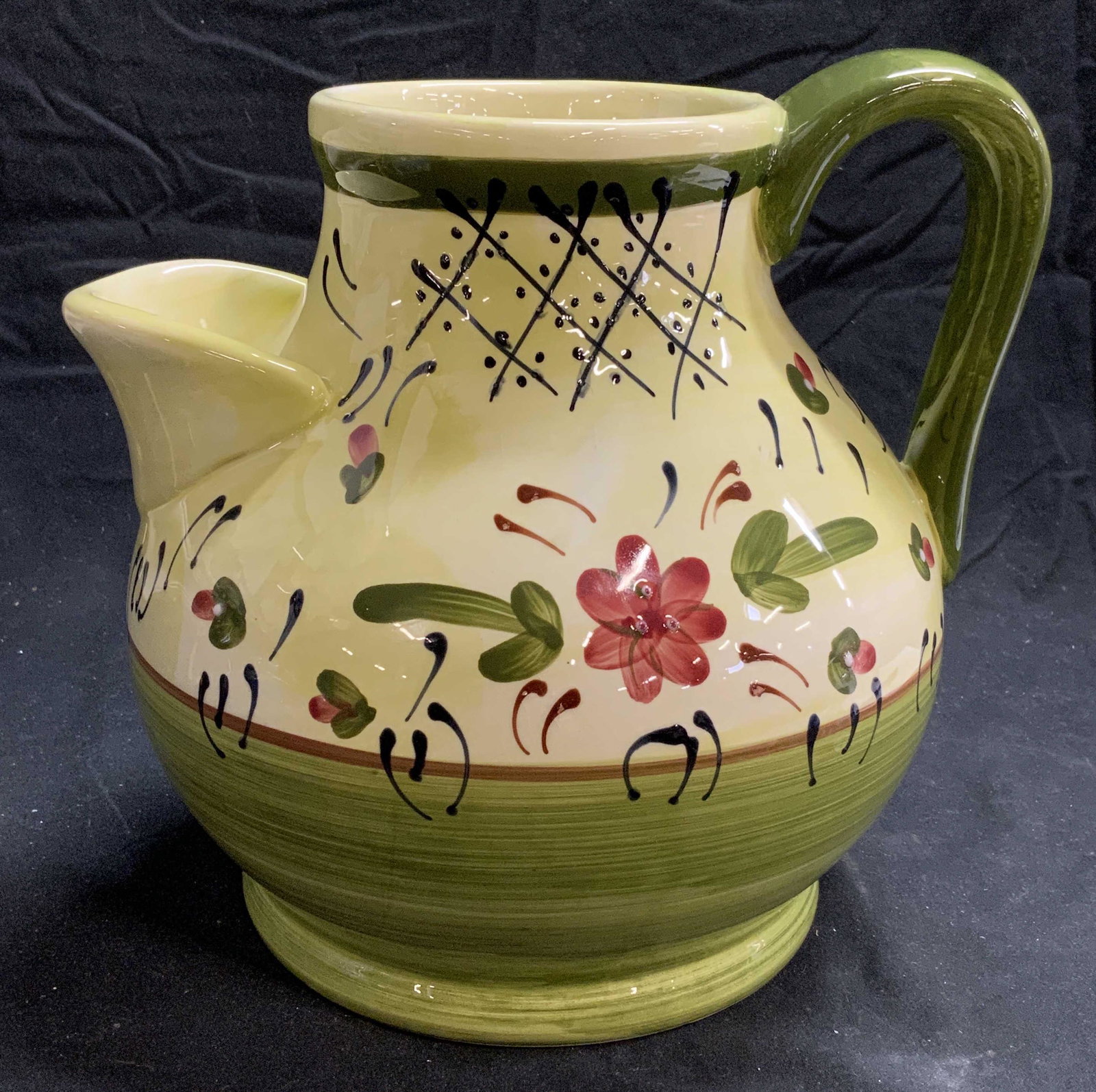 FLEURON Romancing Provence Green Ceramic Pitcher (1 of 6)