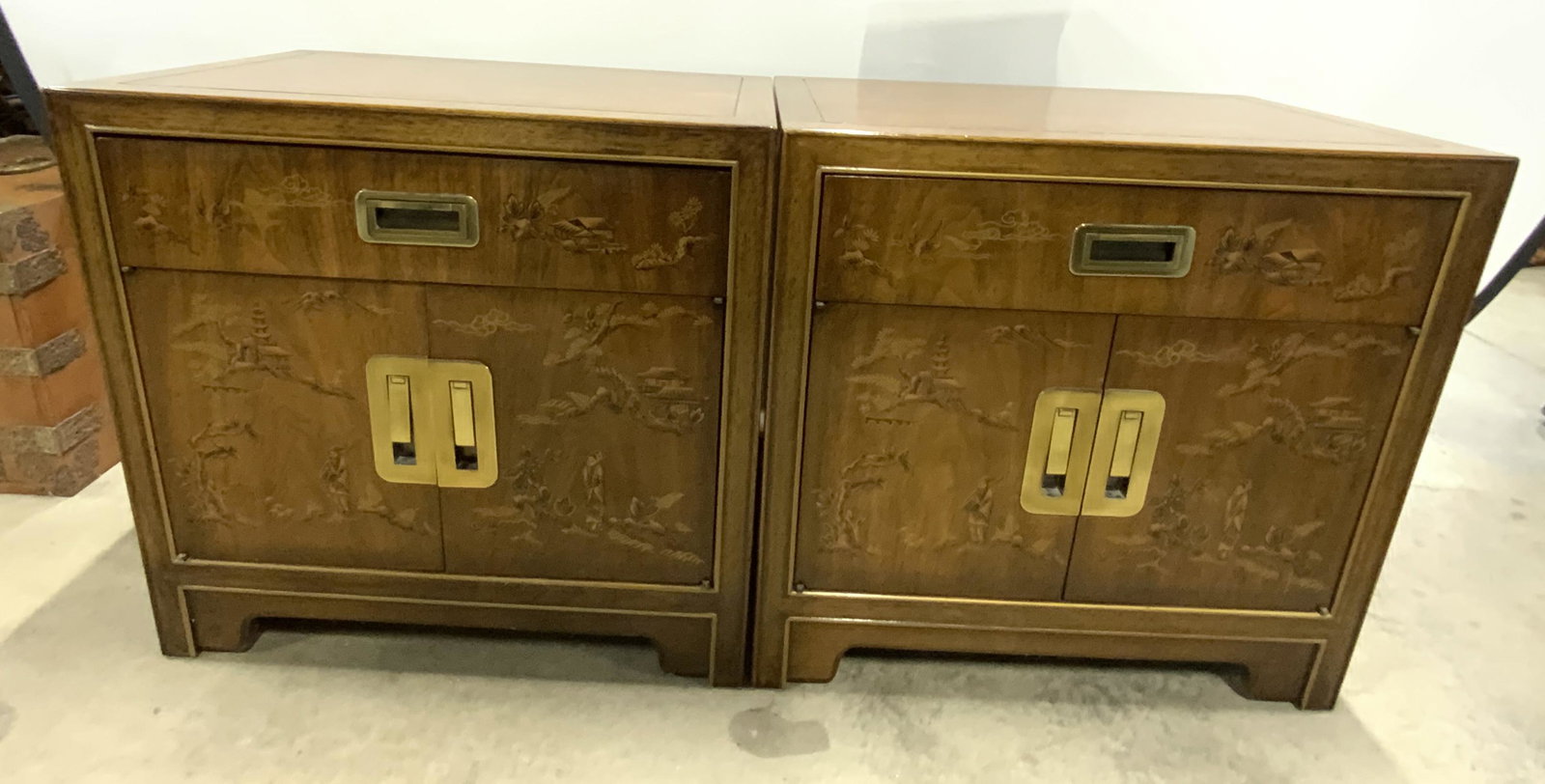 Pair DREXEL HERITAGE DYNASTY Wooden End Tables (1 of 18)