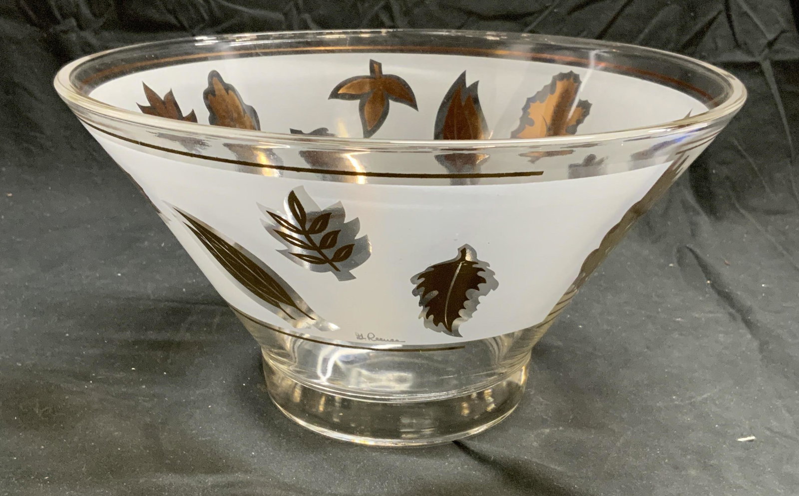 Vtg LIBBEY Gold Leaf Frosted Glass Serving Bowl (1 of 6)