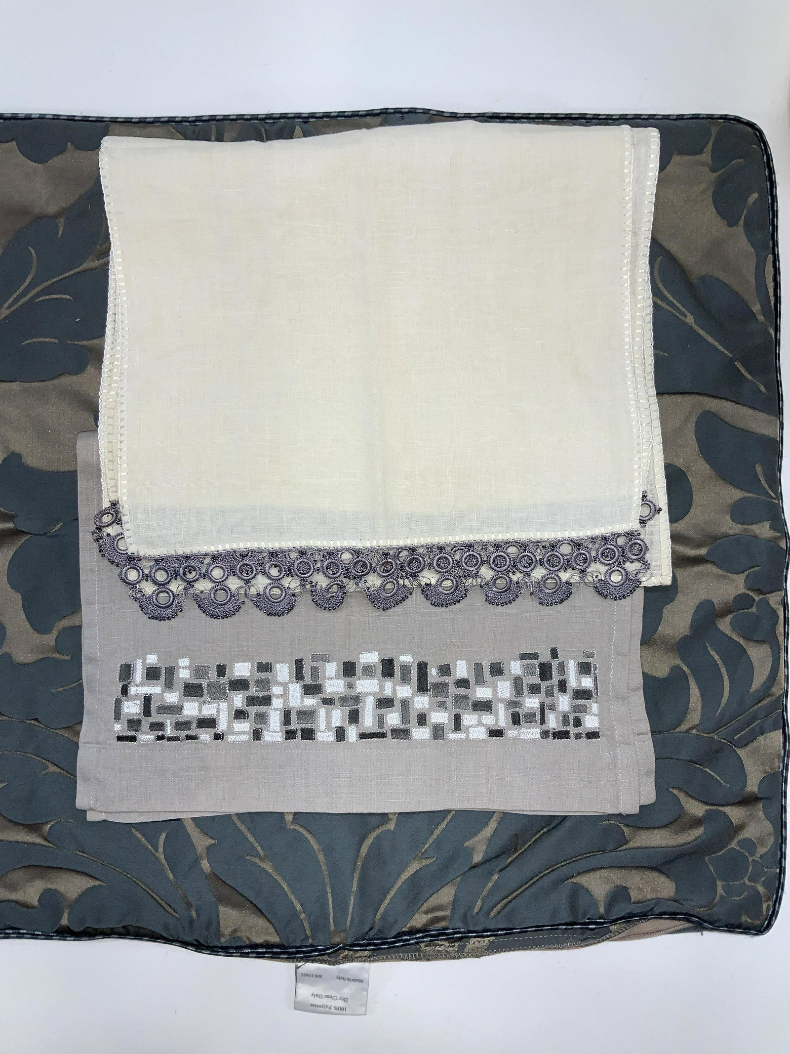 Home Linens, Kim Seybert Towels SFERRA Pillow Case (1 of 7)