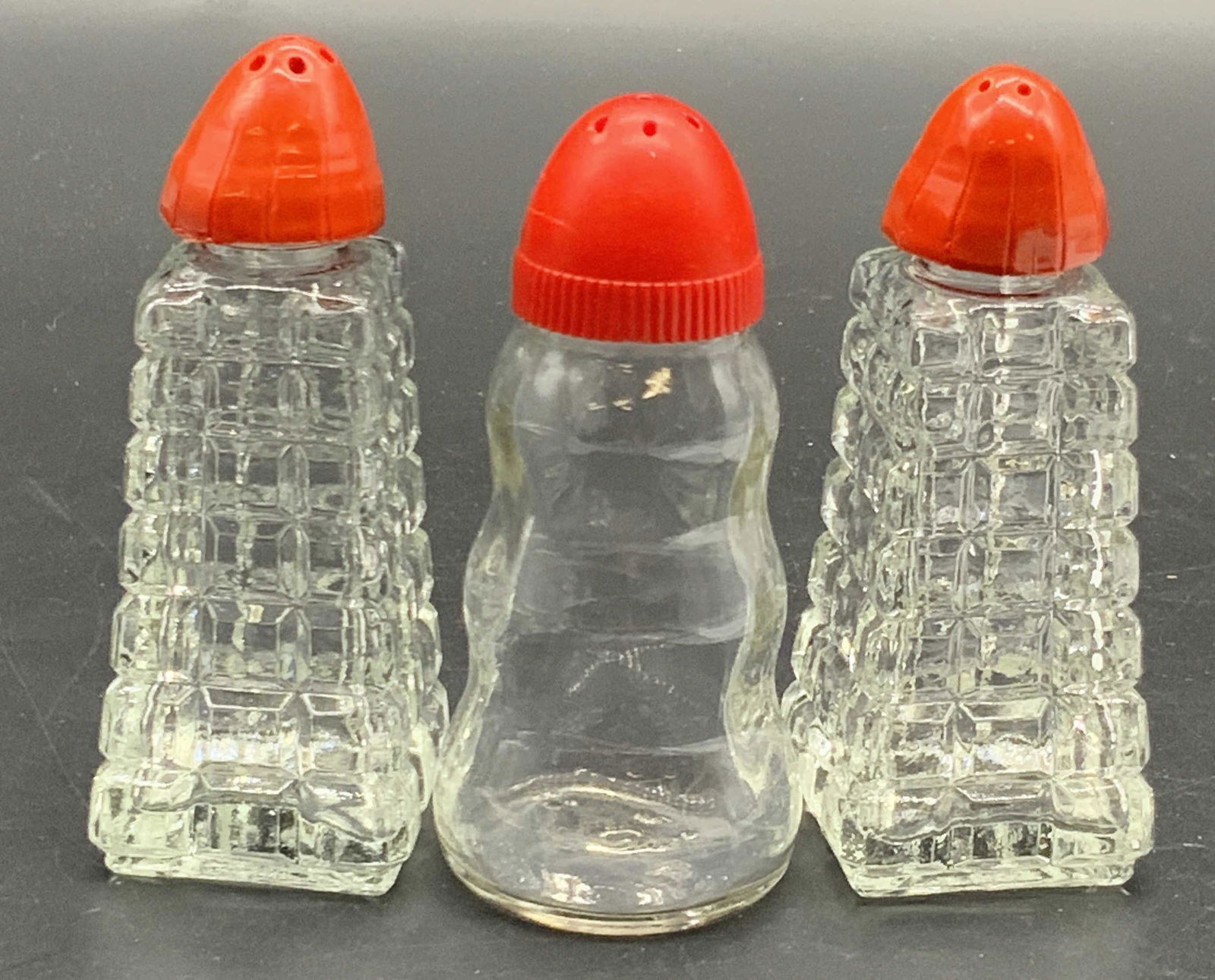 Lot 3 Vintage Glass Salt & Pepper Shakers (1 of 6)