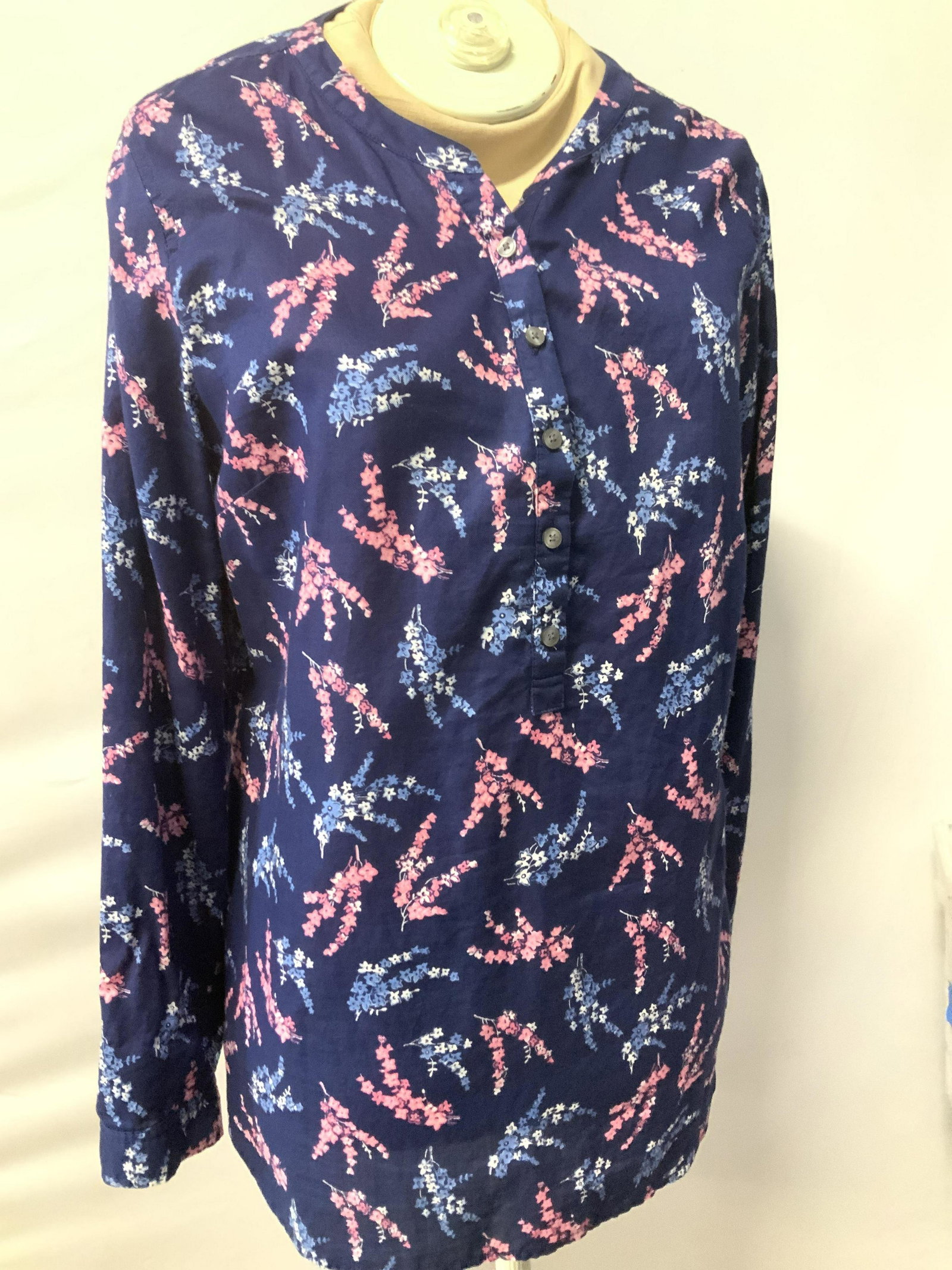Talbots Floral Cotton Navy Blouse (1 of 6)