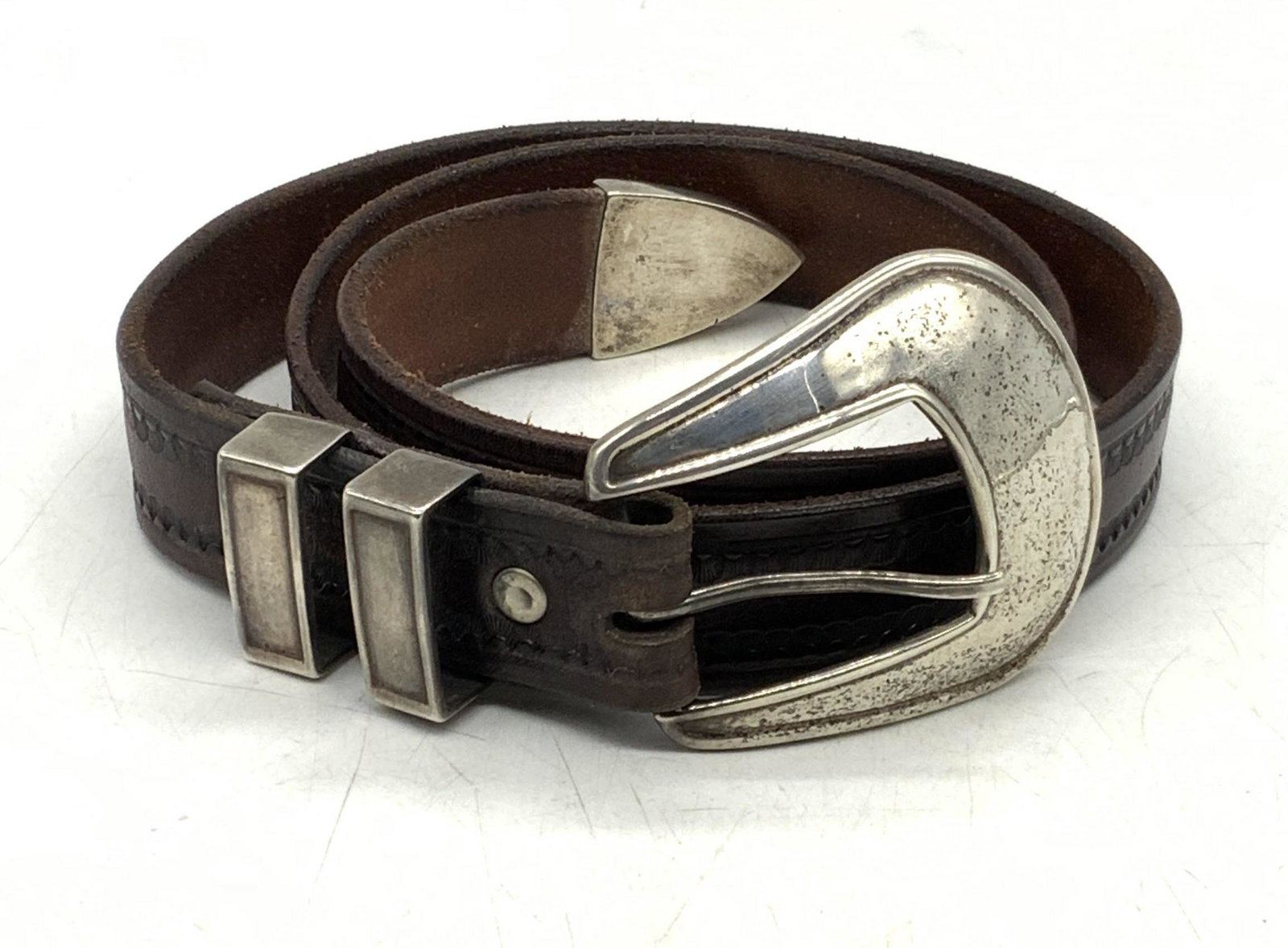 CURIOUS GEORGE Sterling Silver Buckle Leather Belt (1 of 7)
