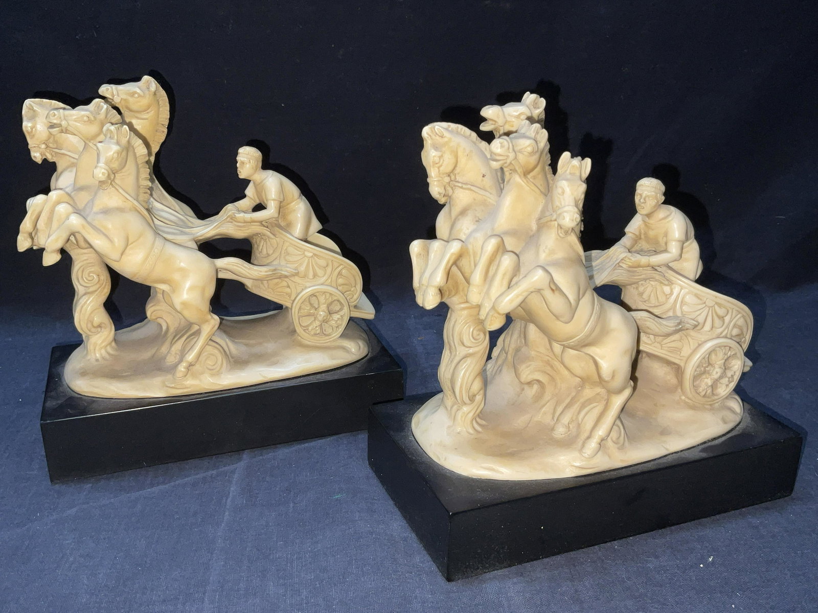 Lot Pair Roman Chariot & Horses Book Ends (1 of 6)