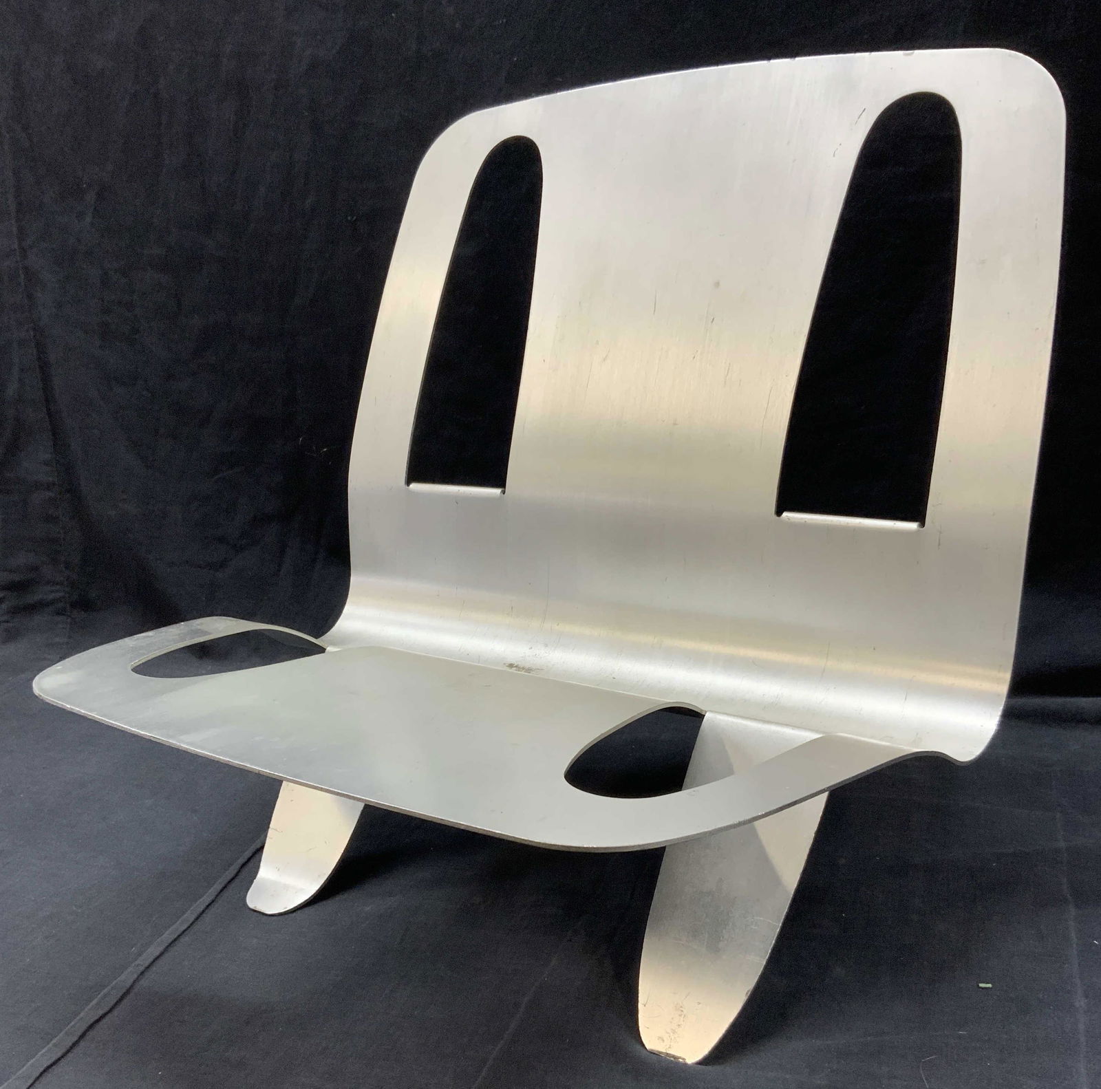 UMBRA MCM Aluminum Magazine Rack William Harvey (1 of 9)