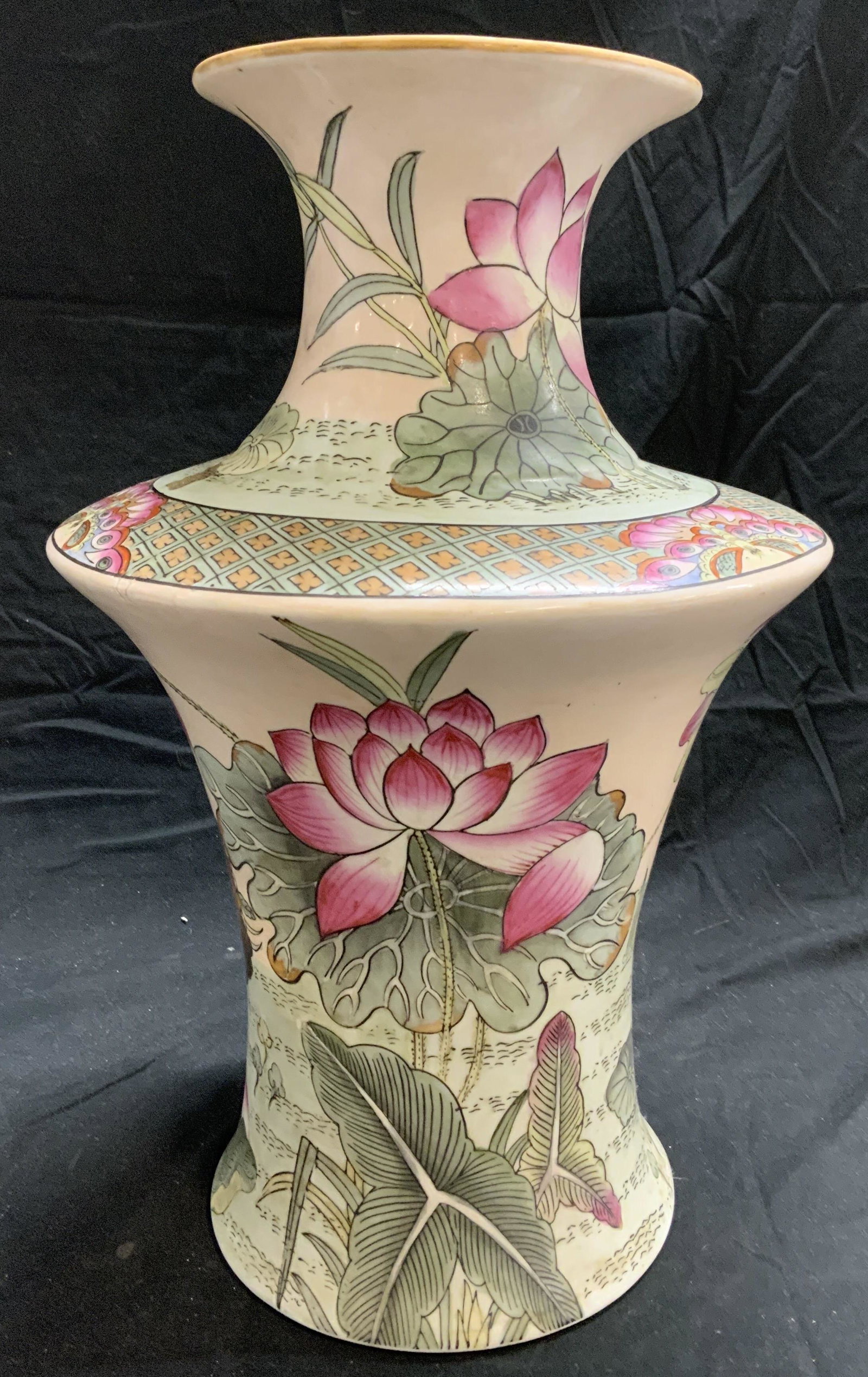 Signed Asian Lotus Porcelain Centerpiece Vase: Signed Asian porcelain centerpiece vase with lotus and crane motif in hues of green and pink. Signed to underside. Measures approx. 10 inches diameter and 16 inches tall. Some surface wear consistent 