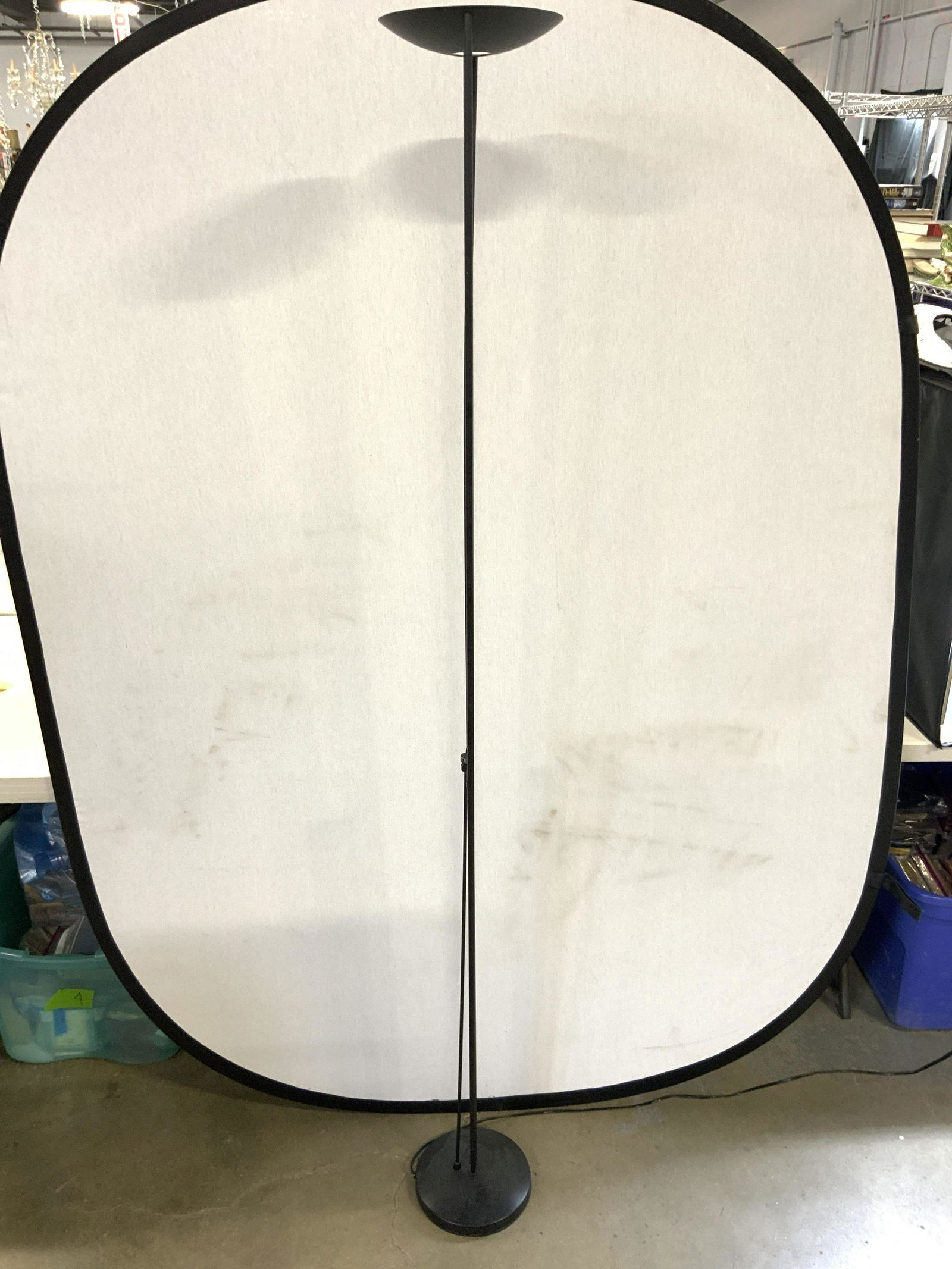 LEONARDO MARELLI ESTILUZ Postmodern Torchiere Lamp (1 of 7)