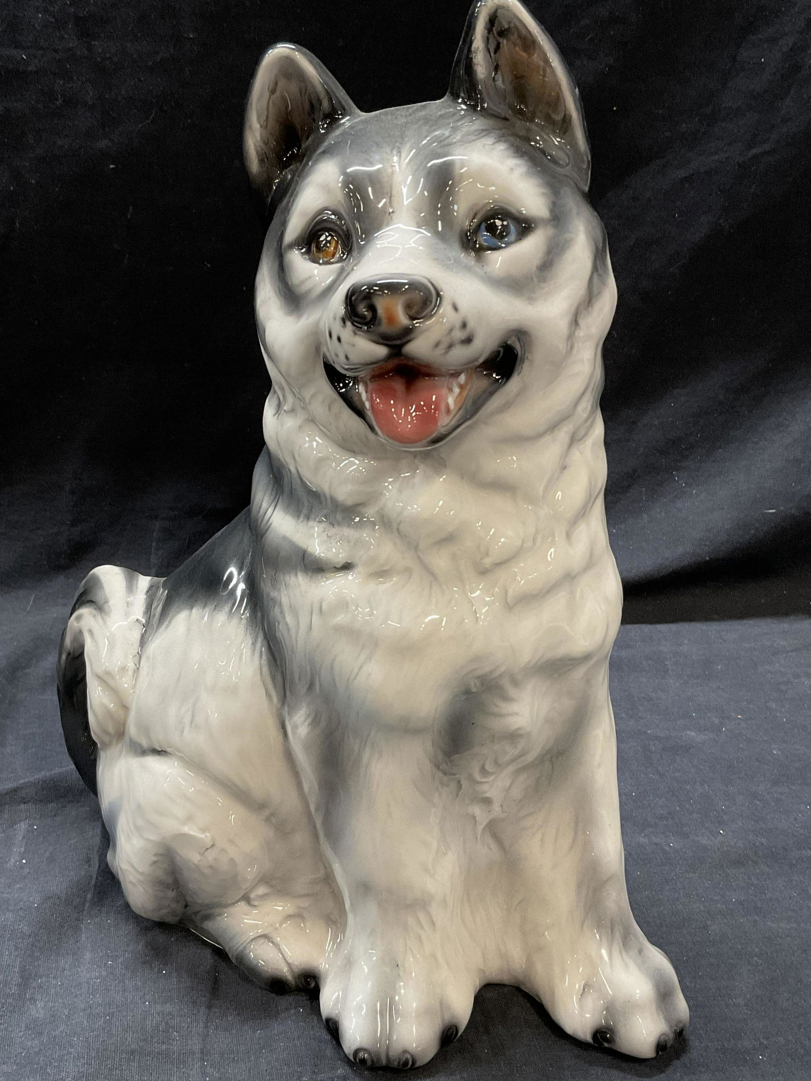 Ceramic Husky Dog Figural, Home Decor (1 of 6)