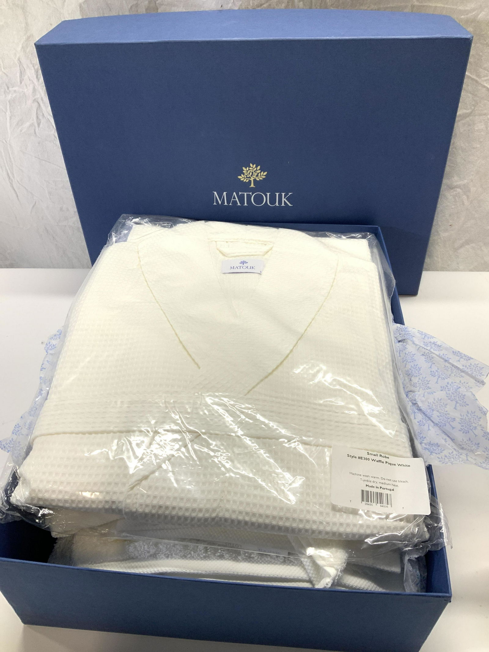 MATOUK Lux Spa Bath Set 7, Robe+Towels NIB (1 of 6)