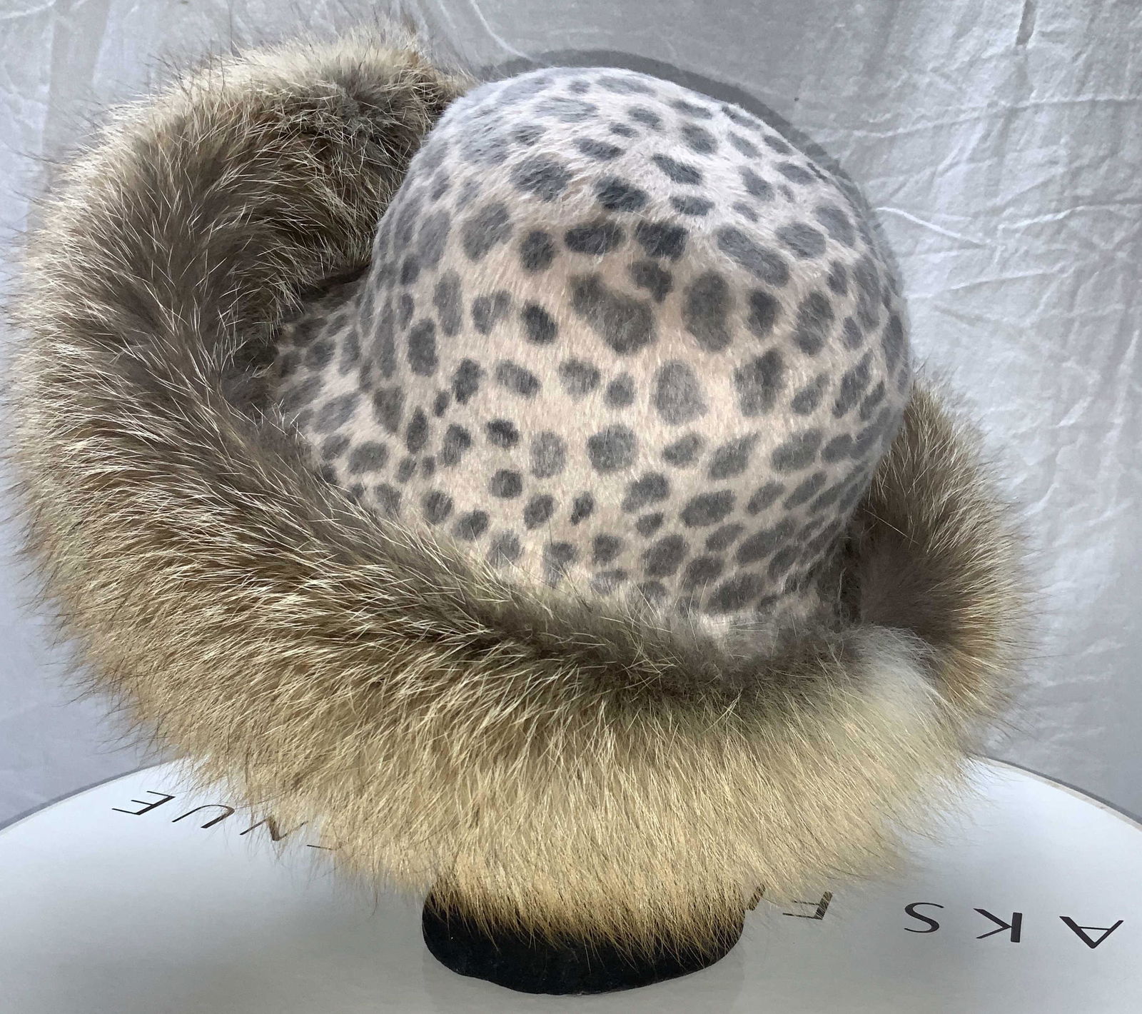 Eric JAVITS Fox Fur Animal Print Hat, Hat Box (1 of 9)