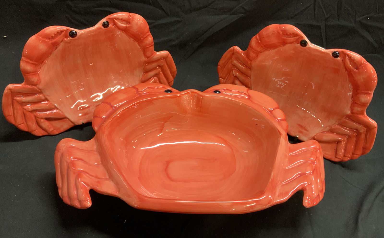 Set 3 BOSTON WAREHOUSE Crab Plates & Bowl (1 of 10)