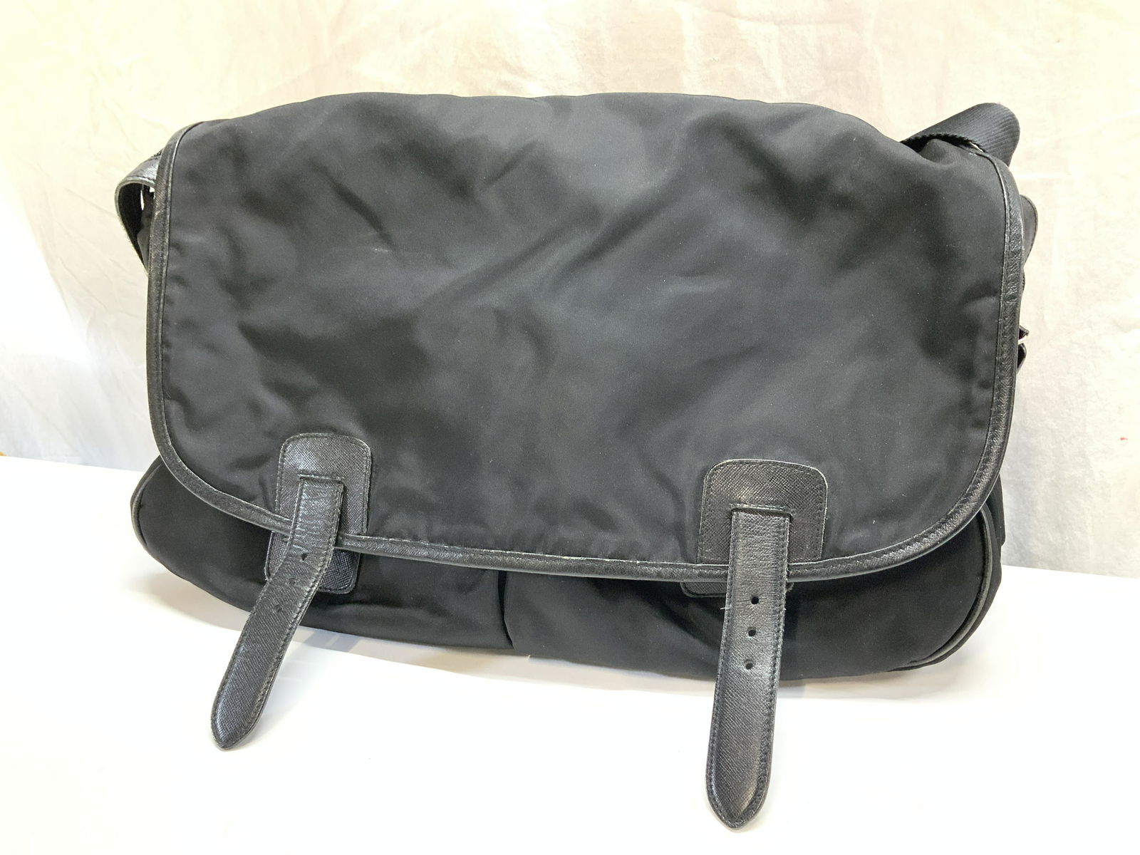 PRADA CROSSBODY MESSENGER BAG (1 of 14)