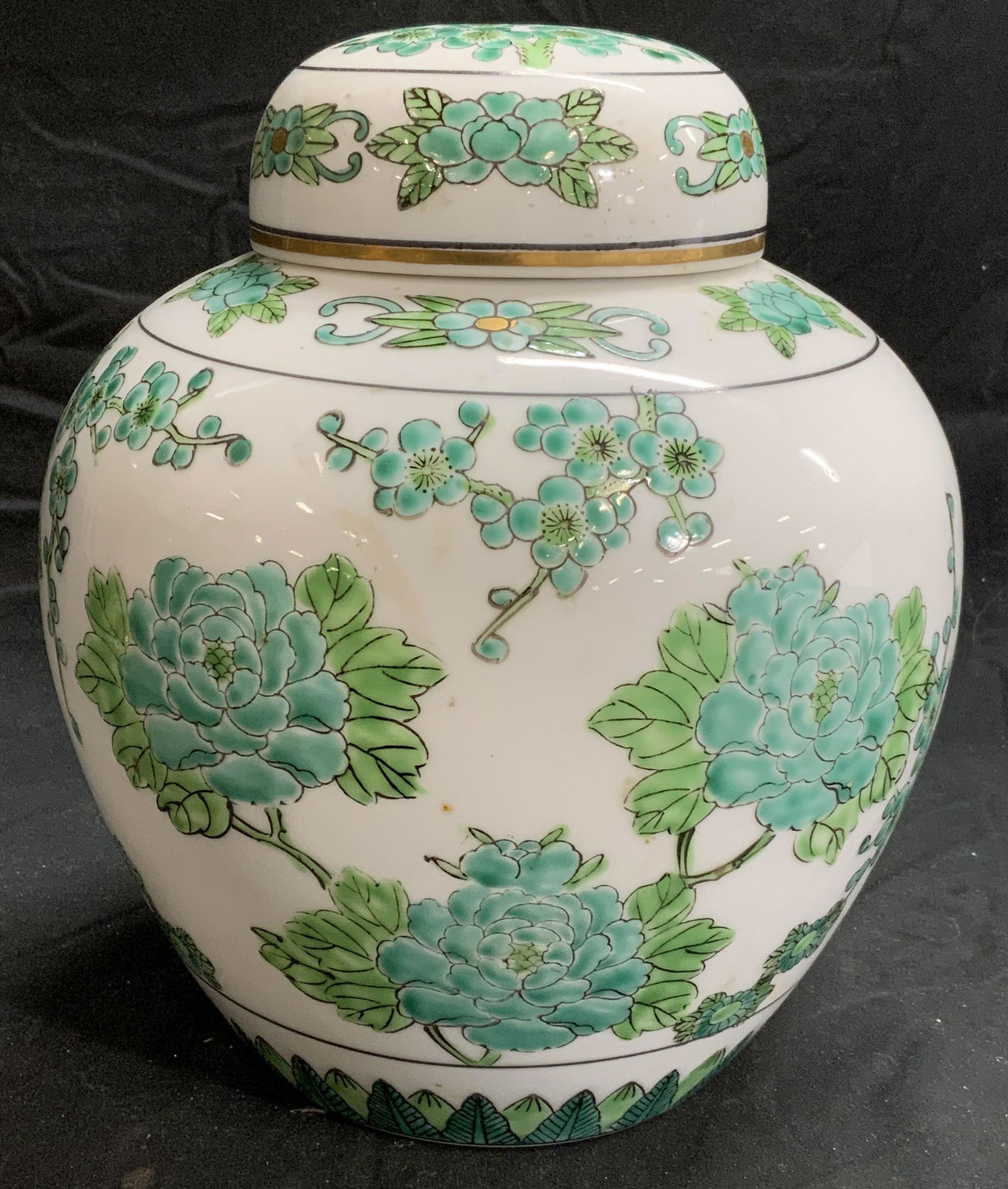 GOLD IMARI Vtg Green Floral Porcelain Ginger Jar (1 of 7)
