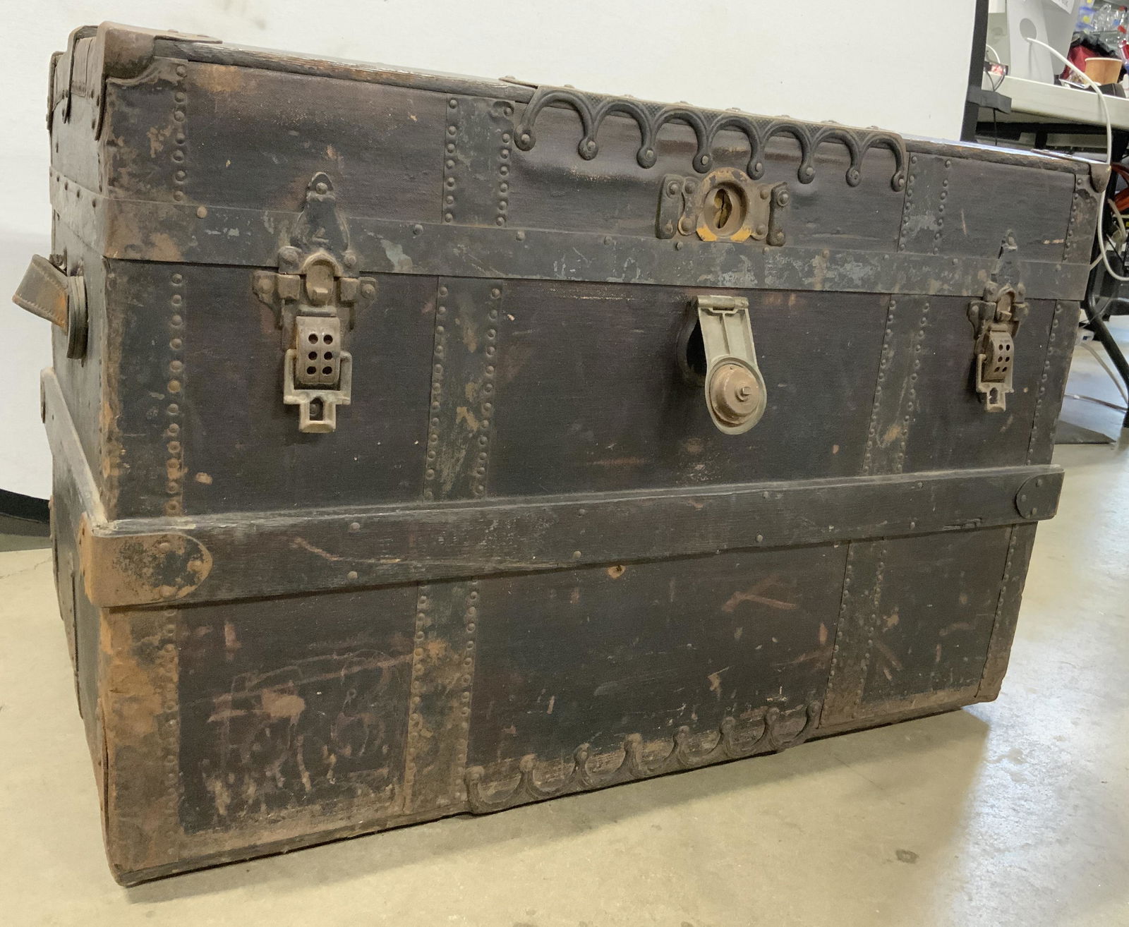 JC GILLMORE Atq Chest W Handles Wood & Metal (1 of 9)