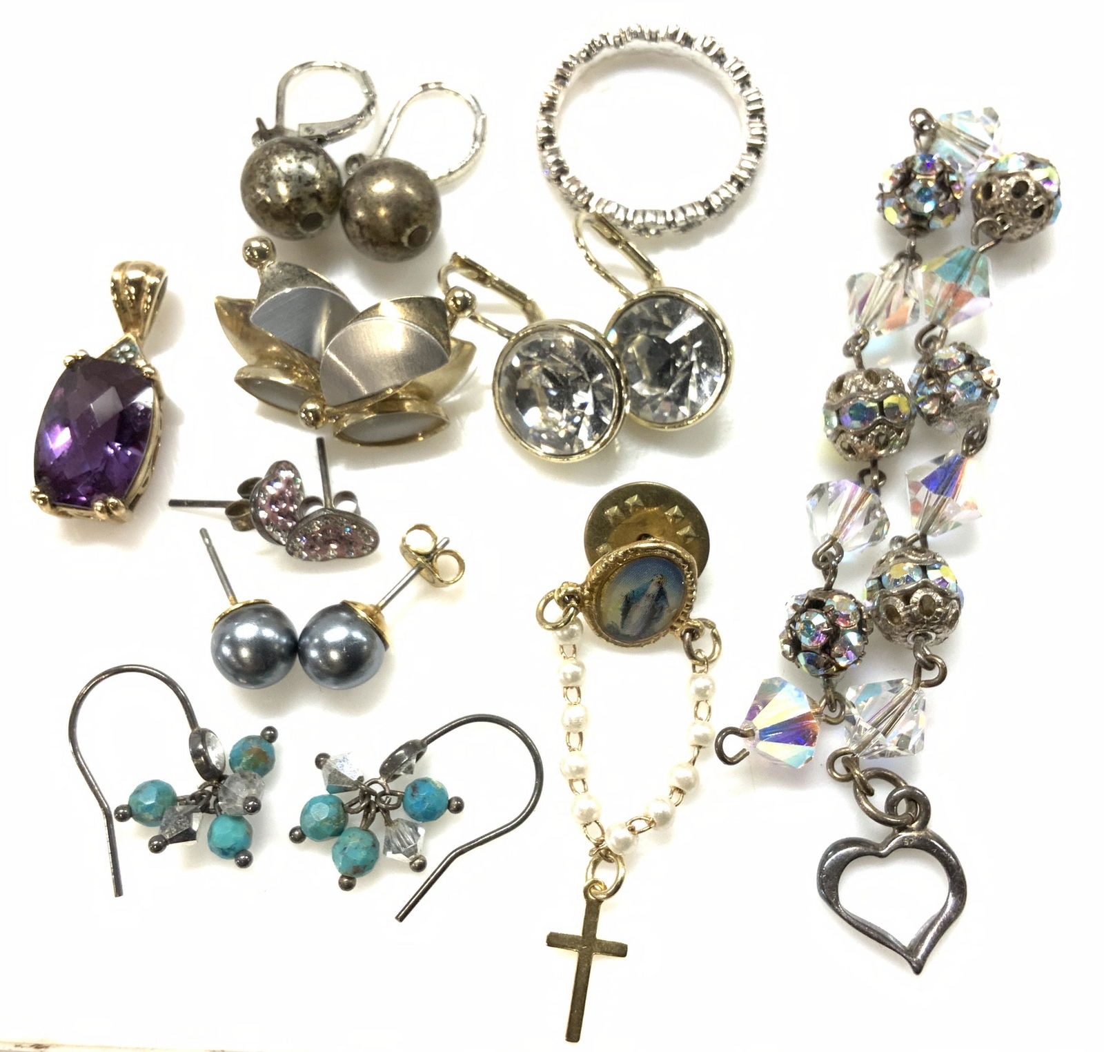 Lot10 Luxury and Fashion Jewelry Mar 22, 2023 The Benefit Shop