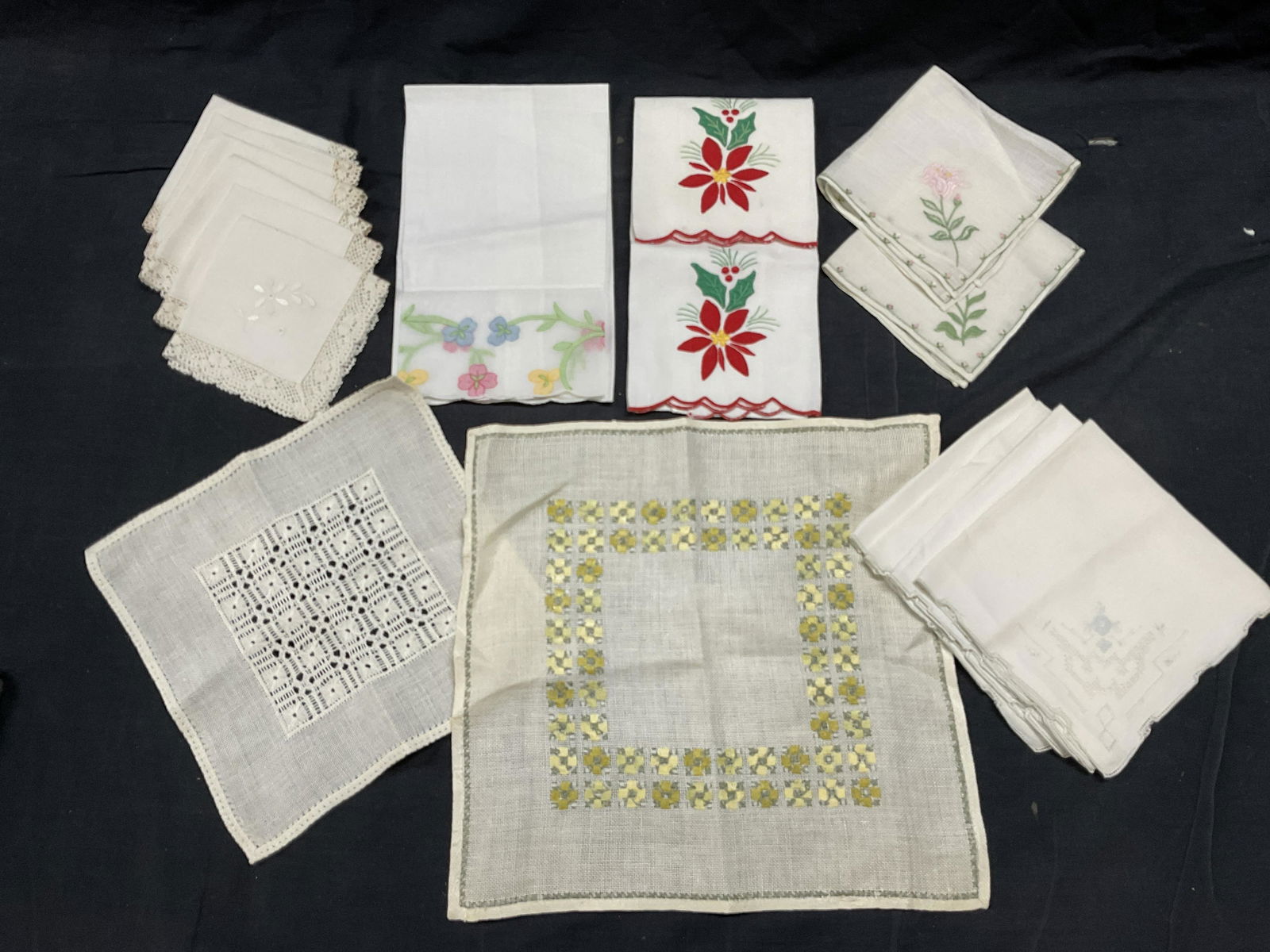 Lot 17 VintageTabletop Linen Fabric Decor: Lot 17 Tabletop Linen Fabric Decor. Largest pieces measures approx 20 x13 inches. Very minor stains presents. cleaned pressed ironed. Embroidered detail to fabrics, floral details 3 sets of linens. Li