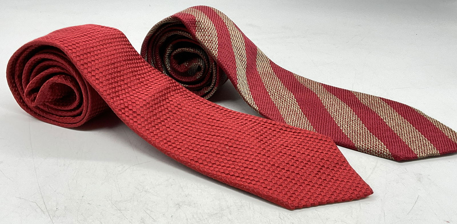 Lot 2 Red Silk Ties, G. ARMANI & CHARVET (1 of 6)