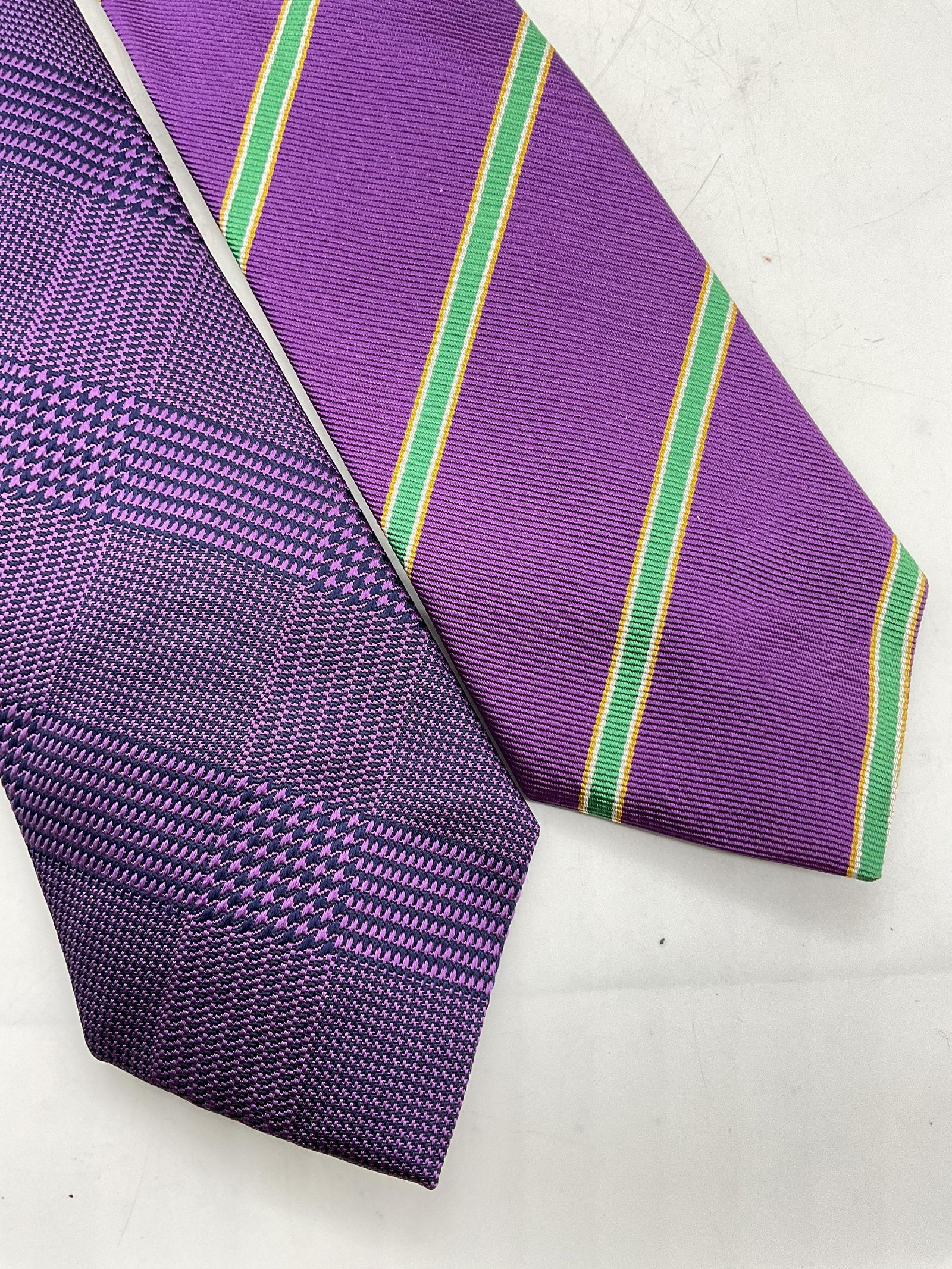 Lot 2 Purple, TURNBULL & ASSER Silk Ties England (1 of 6)