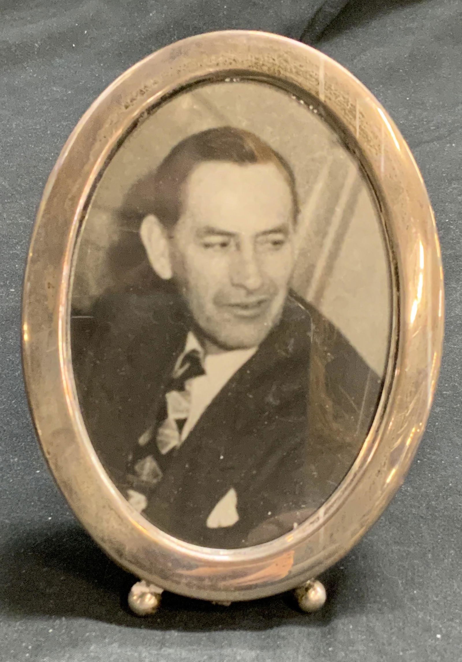 Vintage GORHAM Sterling Silver Picture Frame (1 of 6)