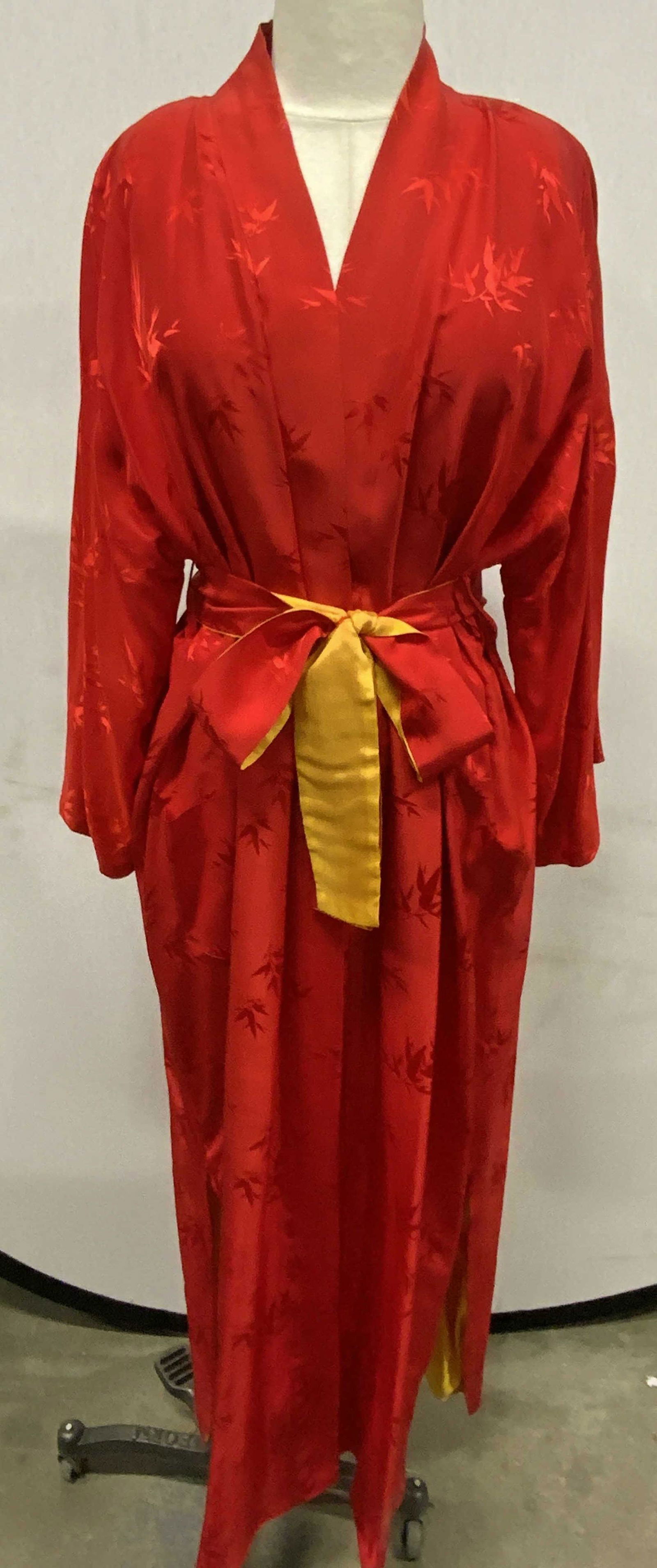 DYNASTY Red Silk Robe (1 of 8)