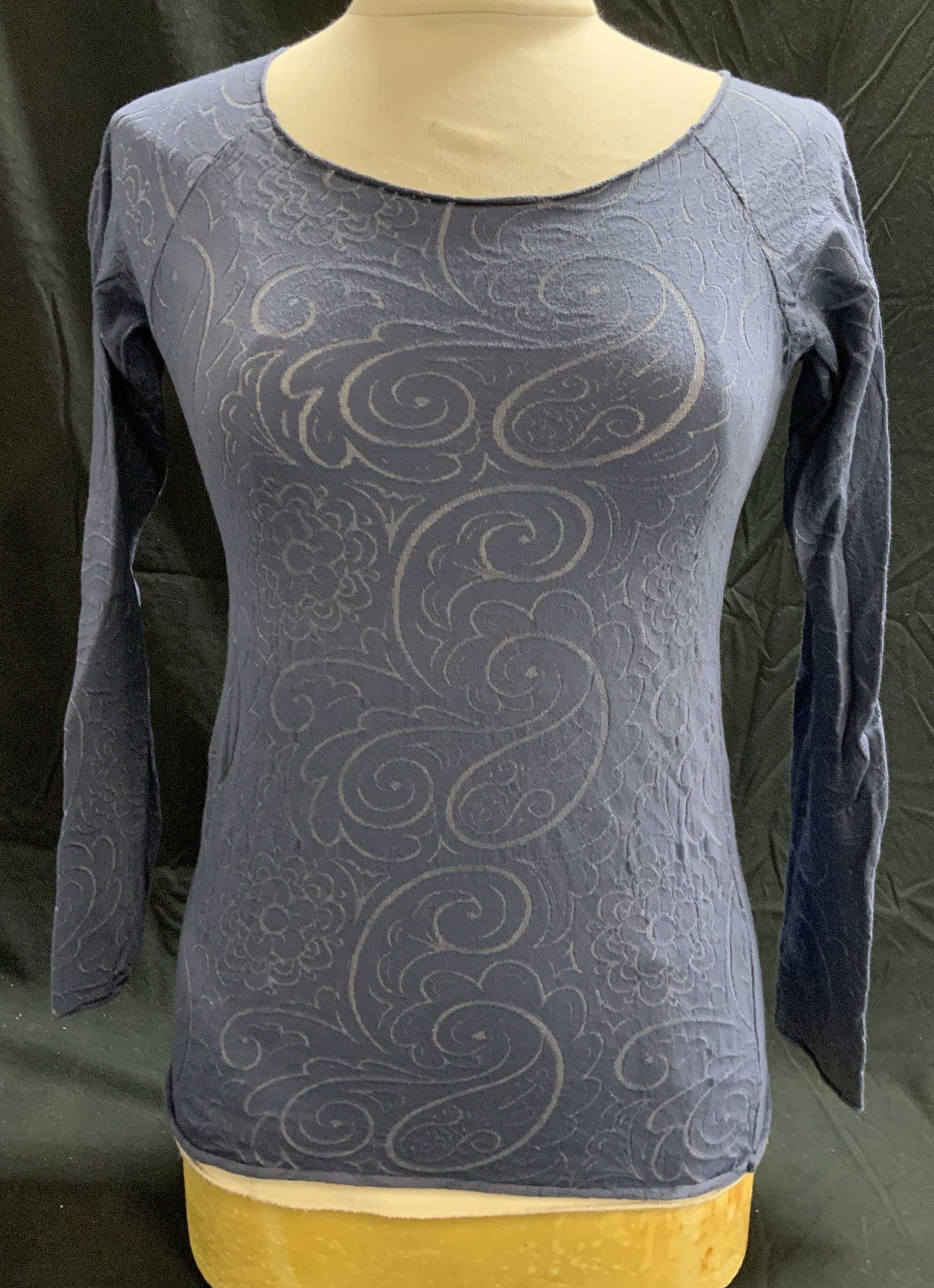 BLUE JOINT Blue Paisley Long Sleeve Top (1 of 6)