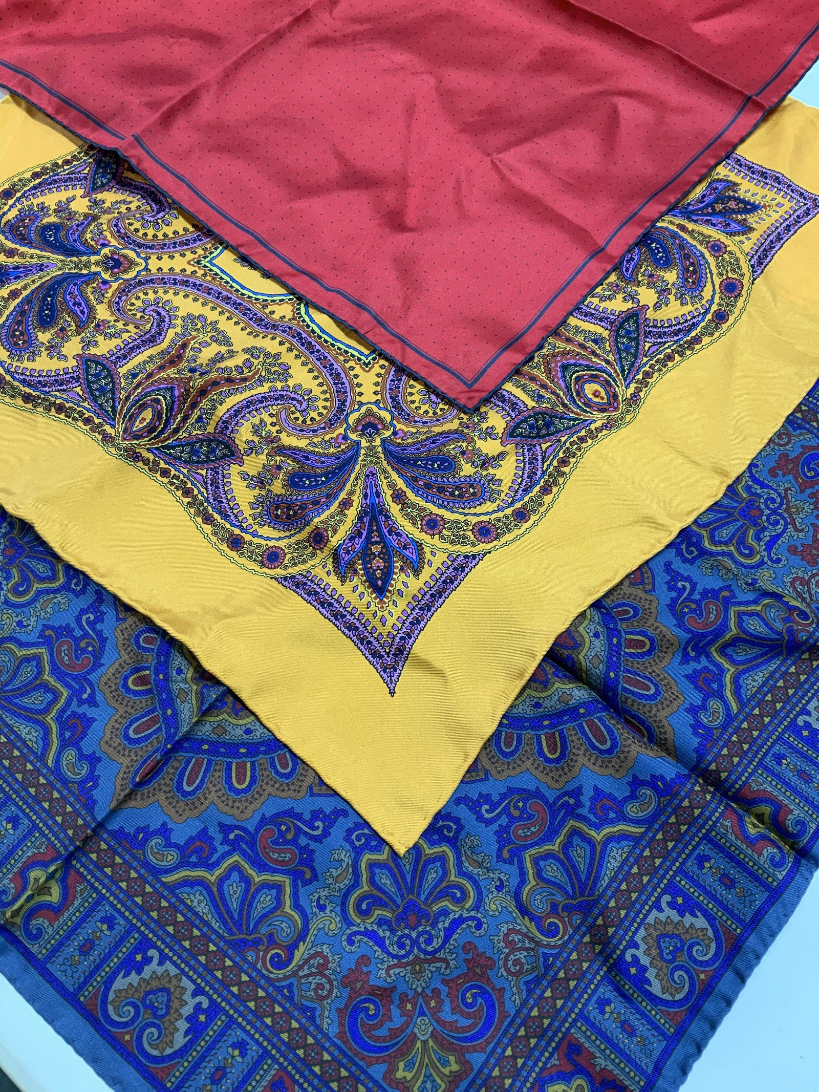 Lot 3 Hand Rolled Silk Neck Scarves, Saks 5th (1 of 7)