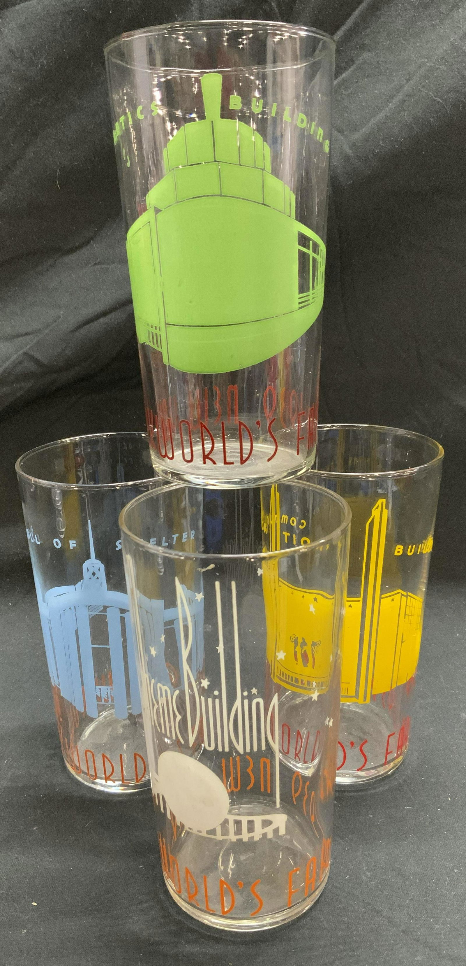 NEW YORK WORLDS FAIR 4 Glass Vessels (1 of 6)