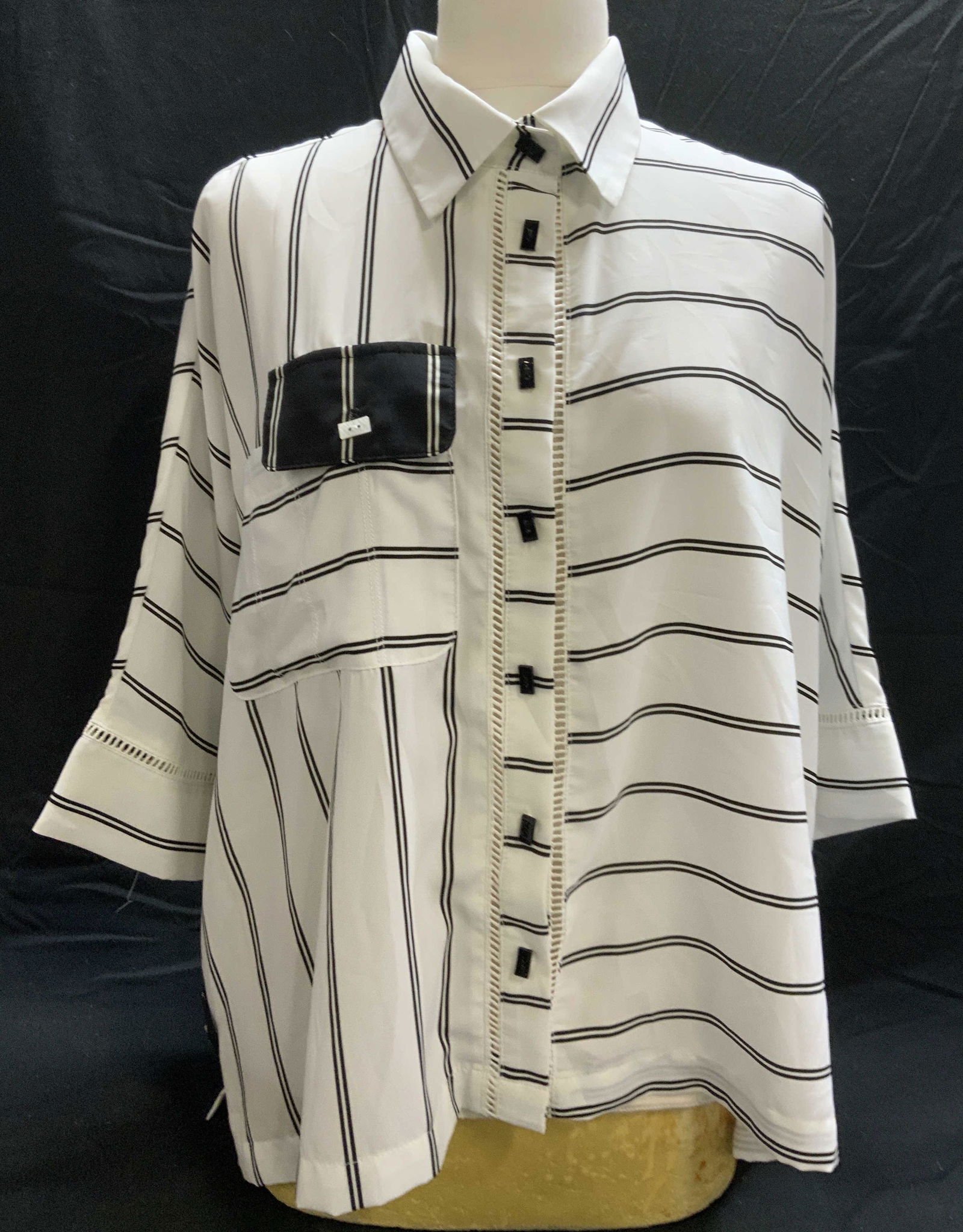 IC BY CONNIE K White Striped Button Up USA (1 of 6)