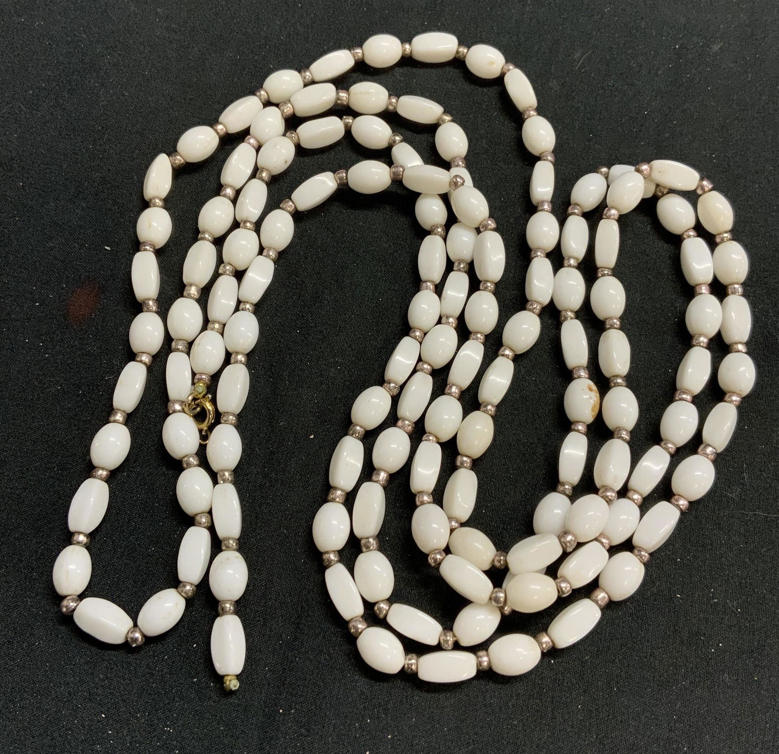 White Beaded Necklace, Jewelry (1 of 6)