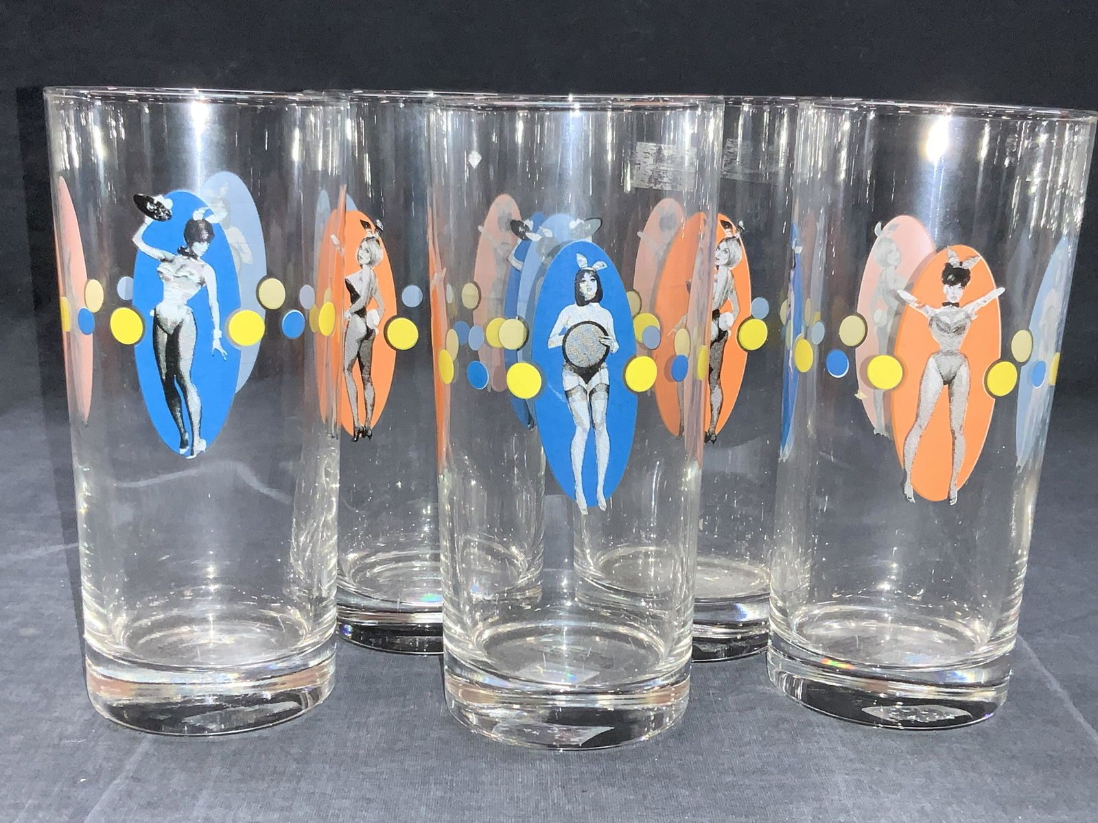 Set 5 PlayBoy Bunny Drinking Glasses (1 of 8)