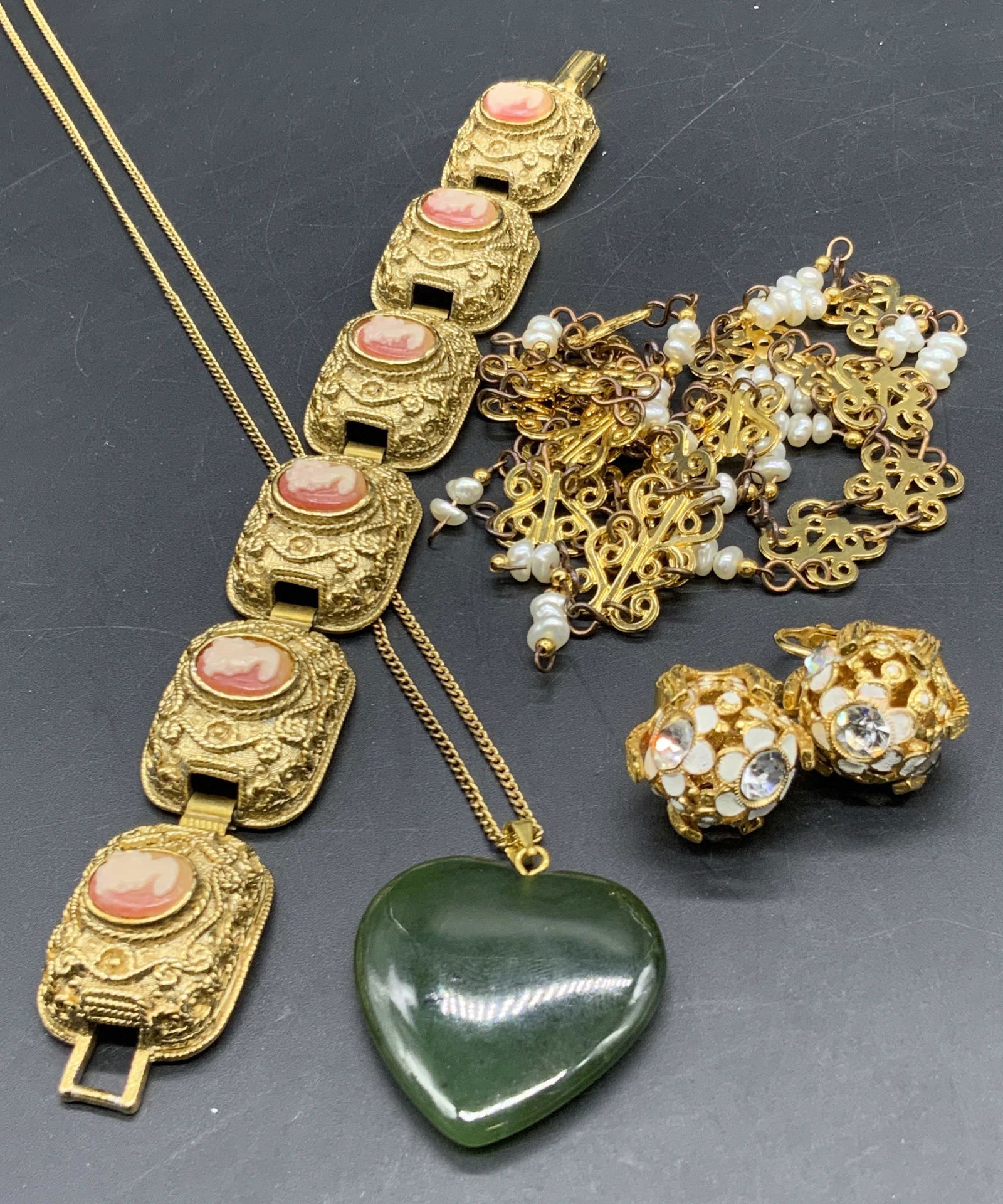 Lot 4 Necklace, Bracelet, Earrings, & More Jewelry (1 of 13)