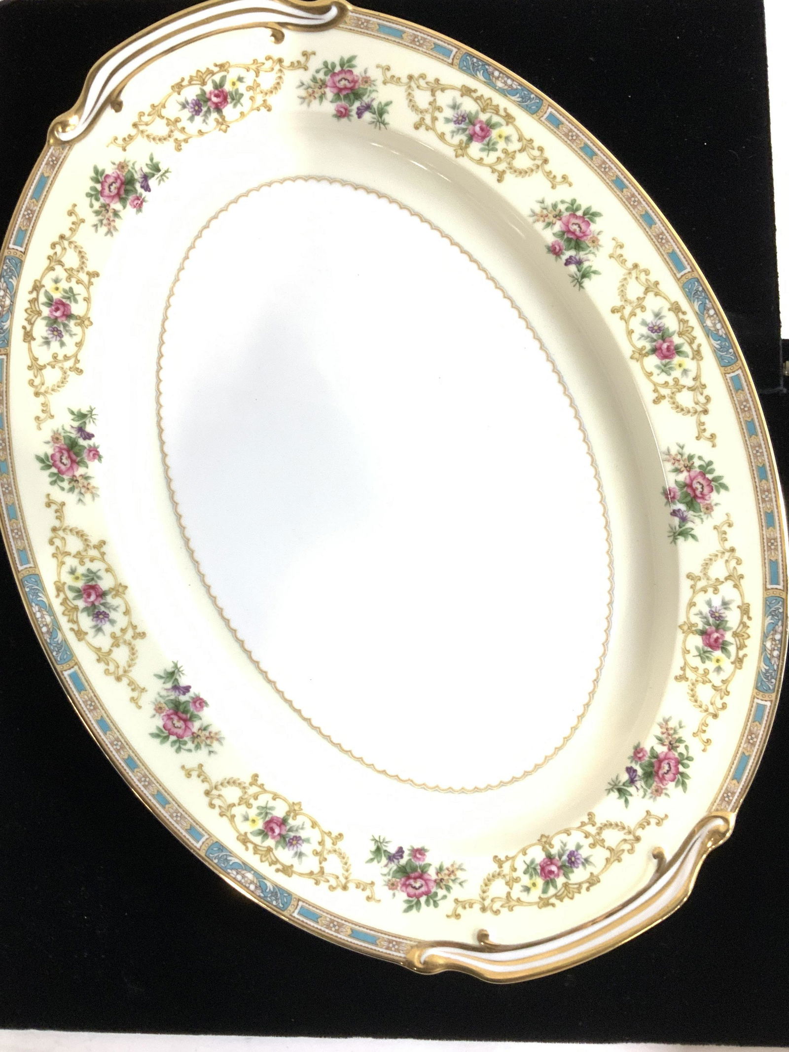 NORITAKE Colby Porcelain Serving Platter (1 of 7)