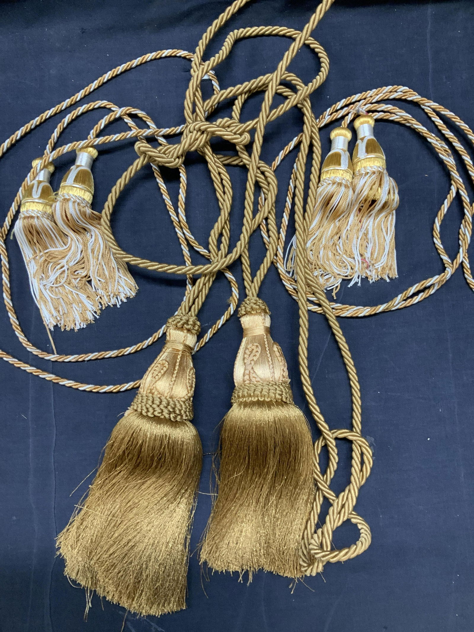 Lot 5 Gold Rope Tassel Curtain Tiebacks (1 of 7)