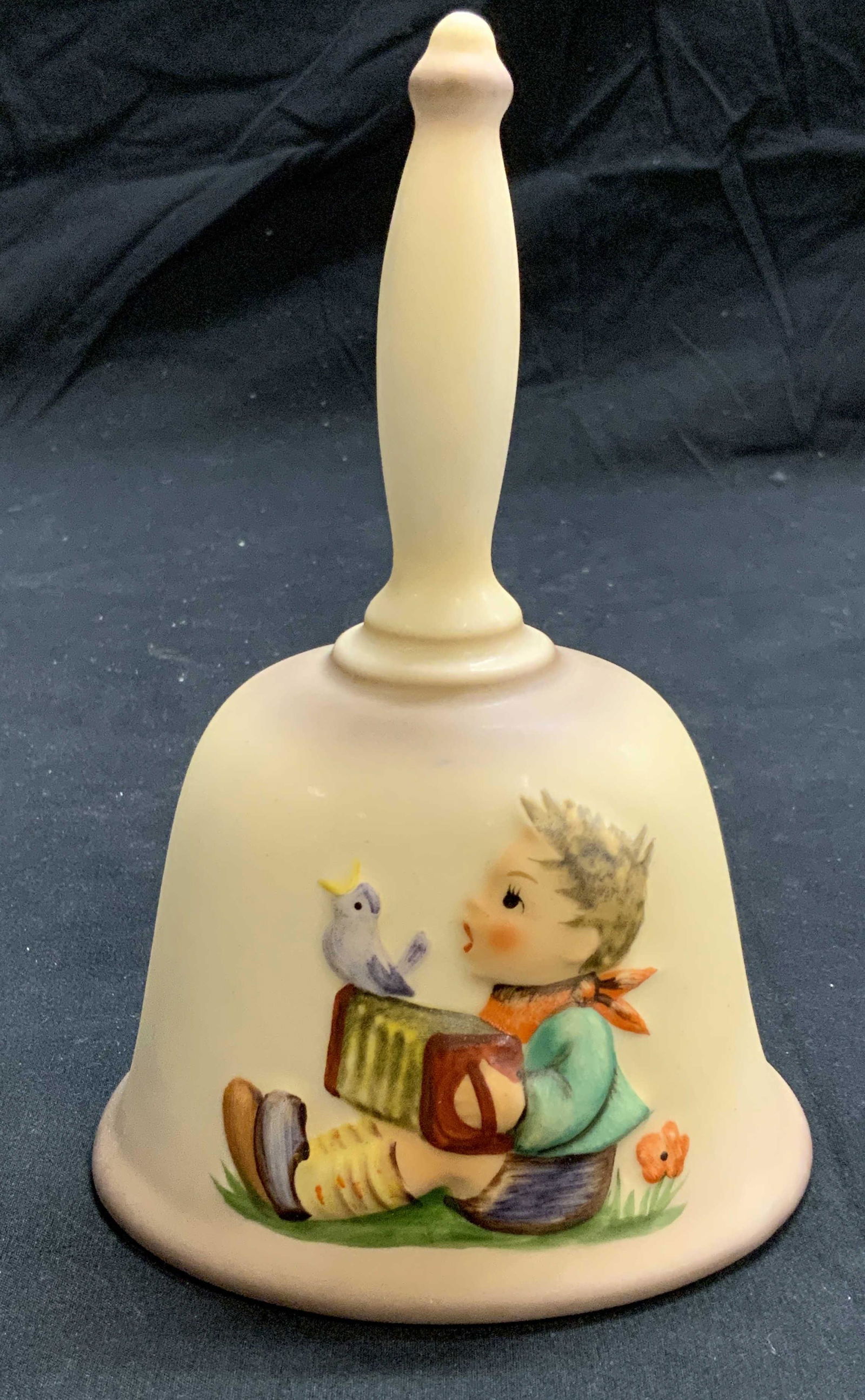 HUMMEL 1978First Edition Lets Sing Bell (1 of 7)