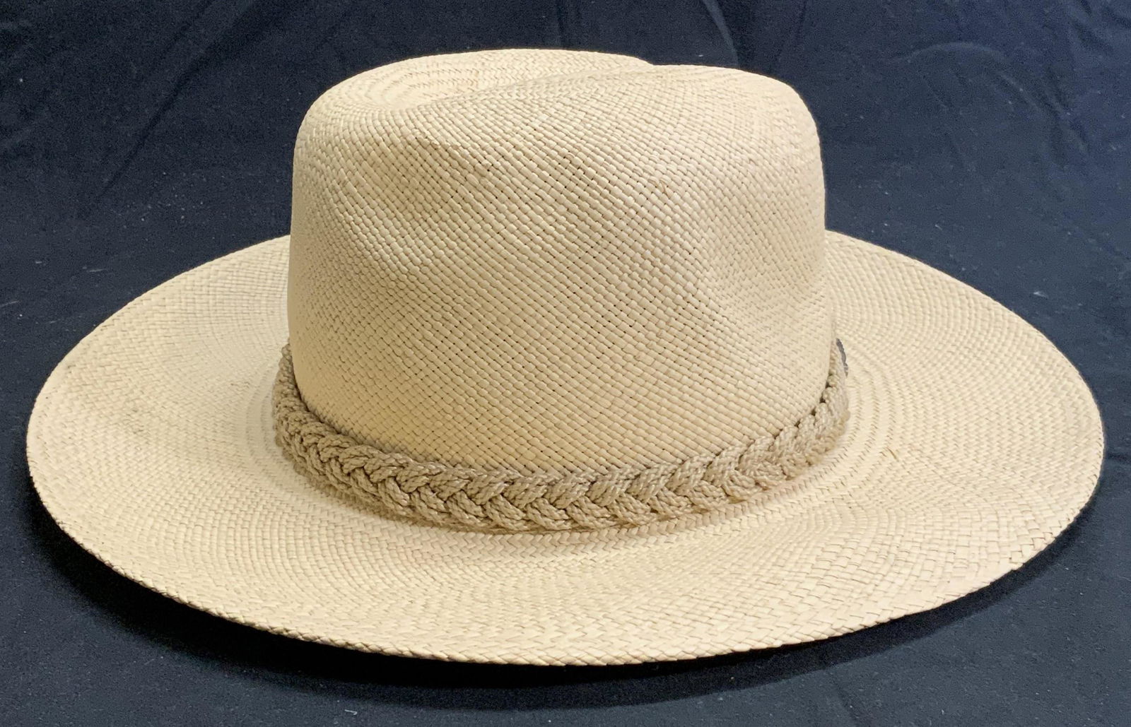 ORVIS Woven Straw Sun Hat (1 of 7)