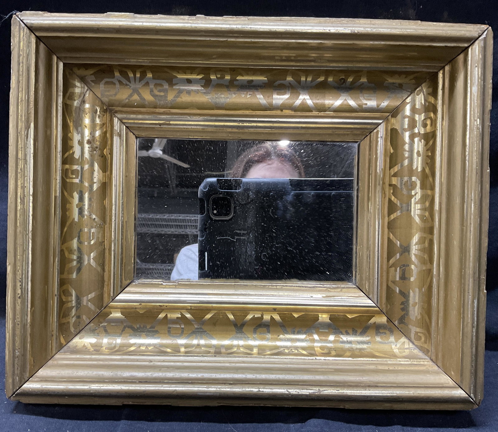 Gilt Accent Mirror (1 of 7)