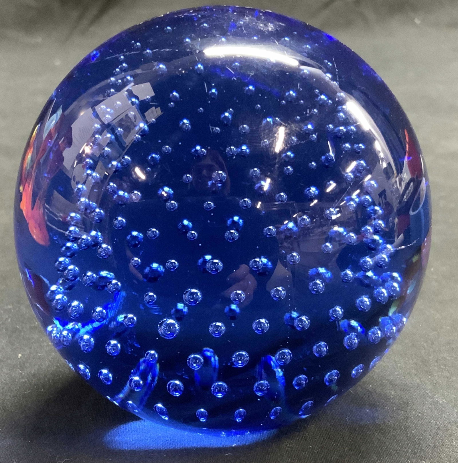 WHEATON VILLAGE Blue Bubble Art Glass Paperweight (1 of 6)