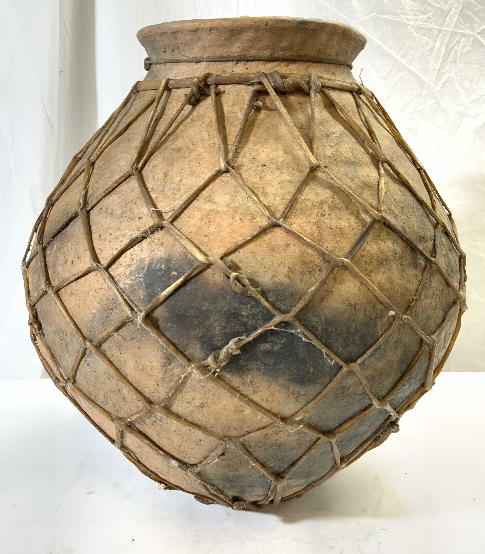 TARAHUMARA Antique Ceramic Pot Vessel (1 of 7)