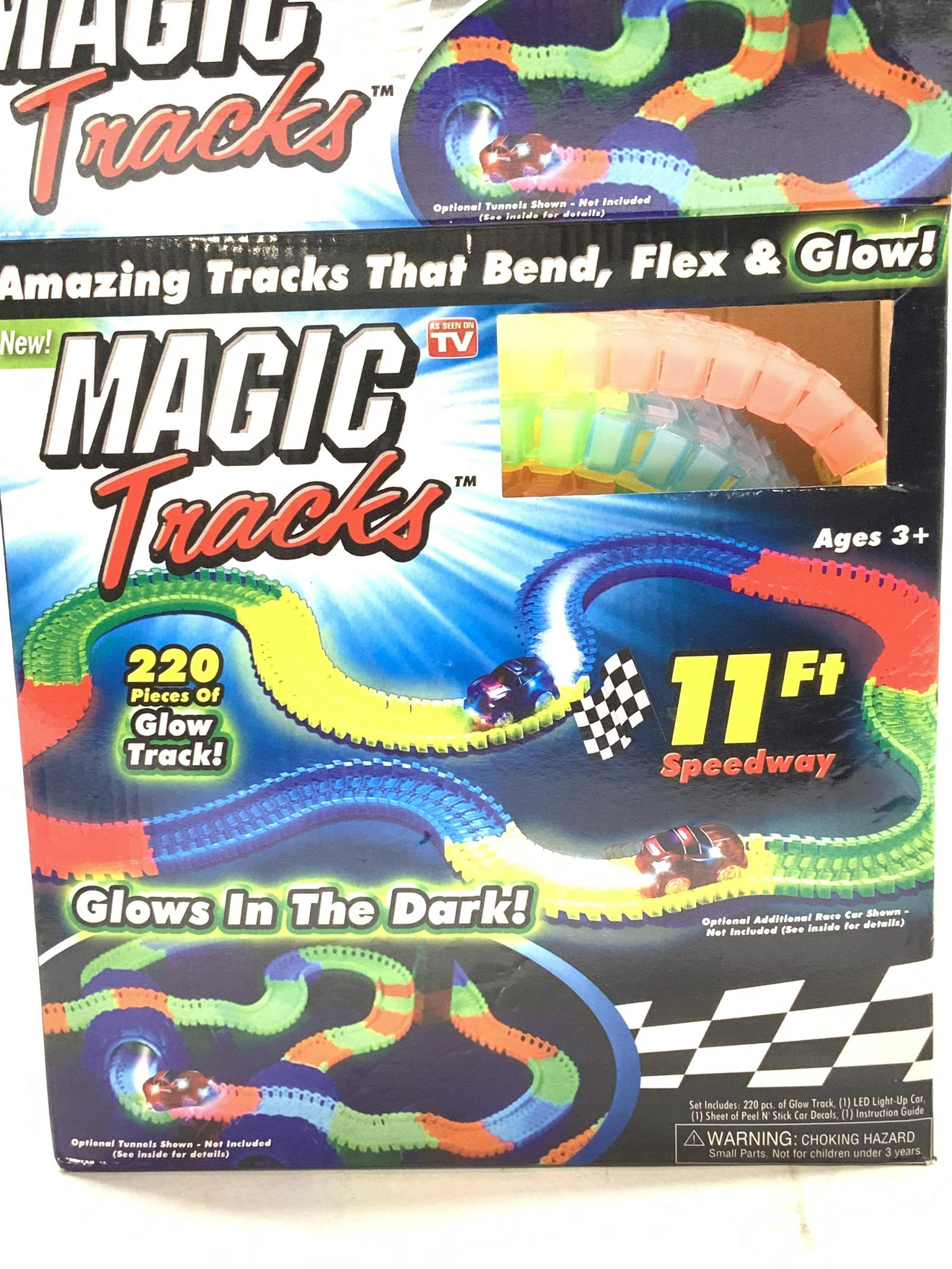 Magic Tracks Glow in the Dark Race Track, Box (1 of 6)