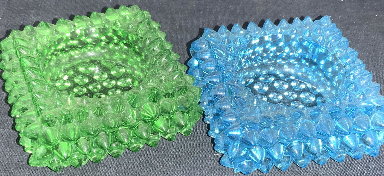 2 Vintage Fenton Hobnail Glass Salt Cellars (1 of 7)