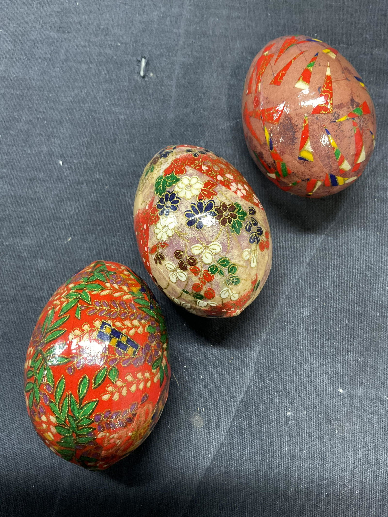 Set 3 Collaged Decorative Eggs (1 of 6)