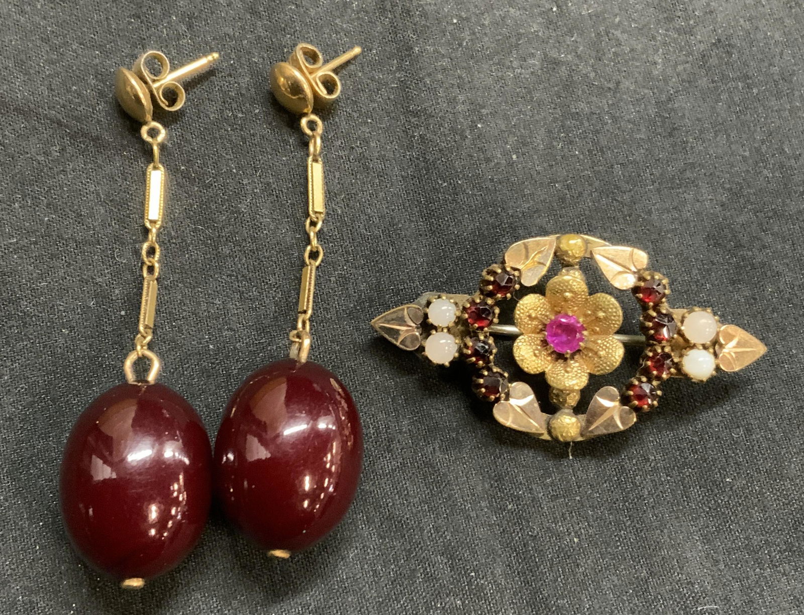 Lot 2 Burgundy Dangle Earrings & Floral Brooch (1 of 6)