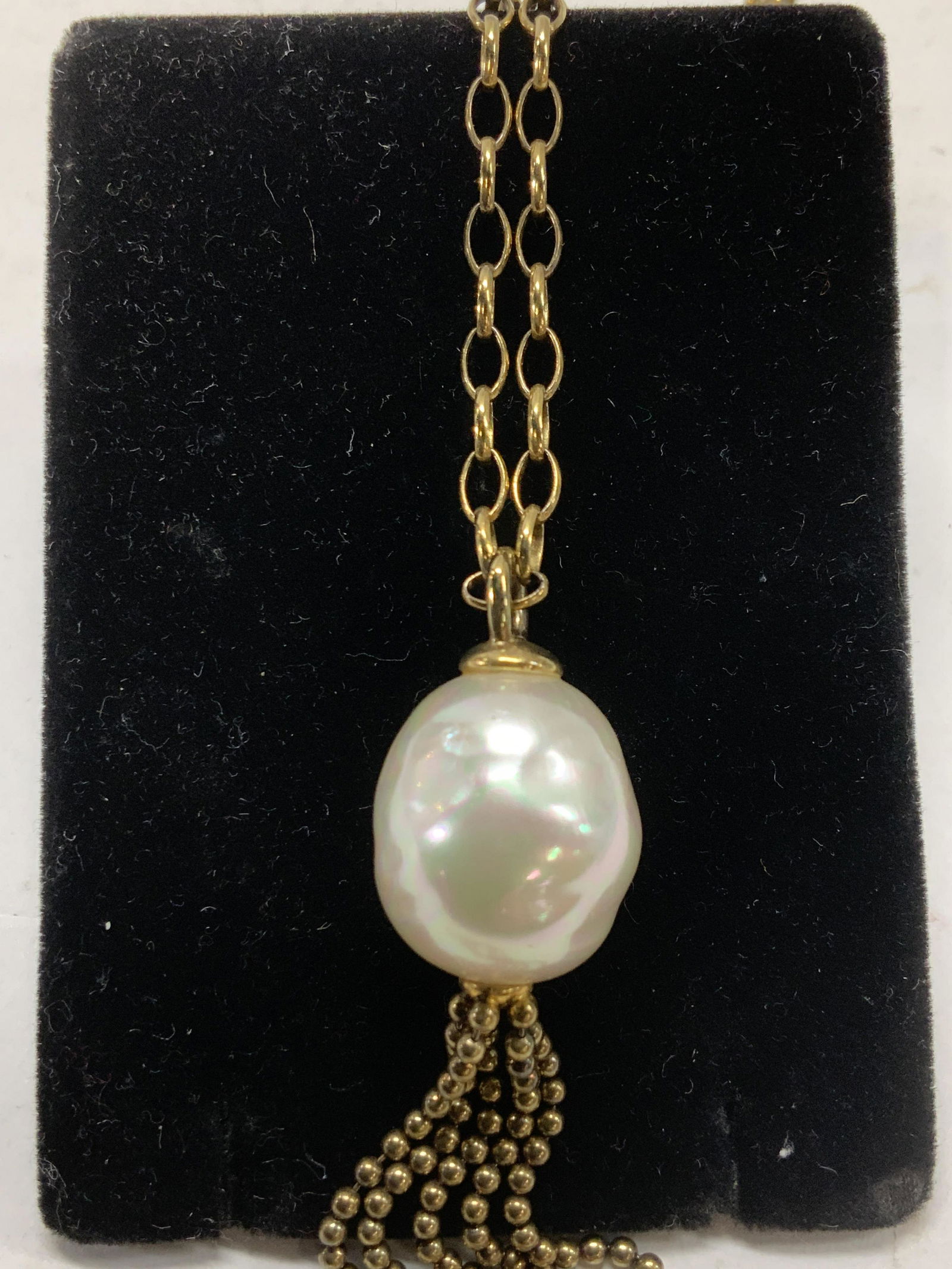 Baroque Pearl Pendant Necklace (1 of 6)