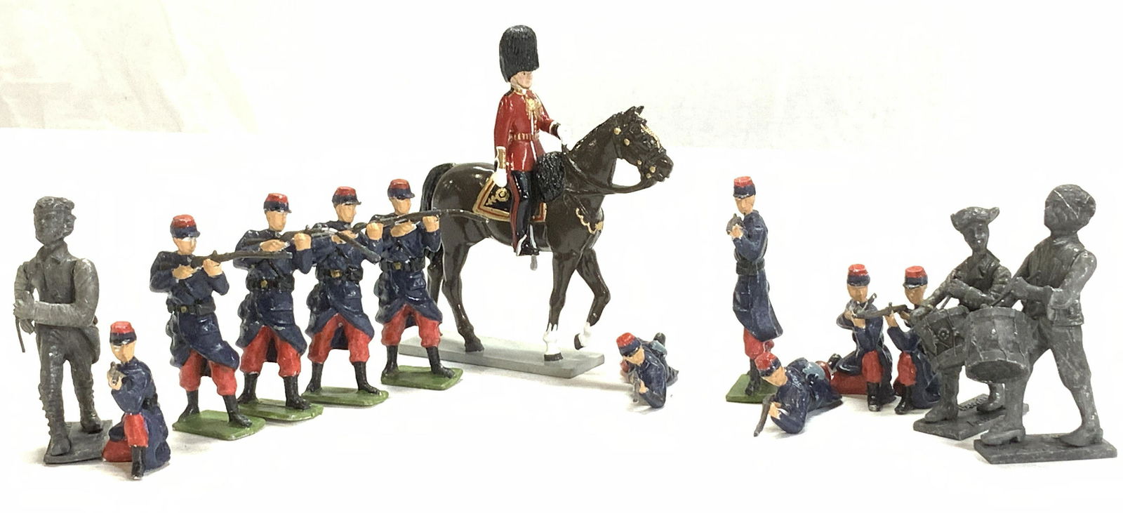 British Military Hand Painted Metal Figurines, 14 (1 of 8)